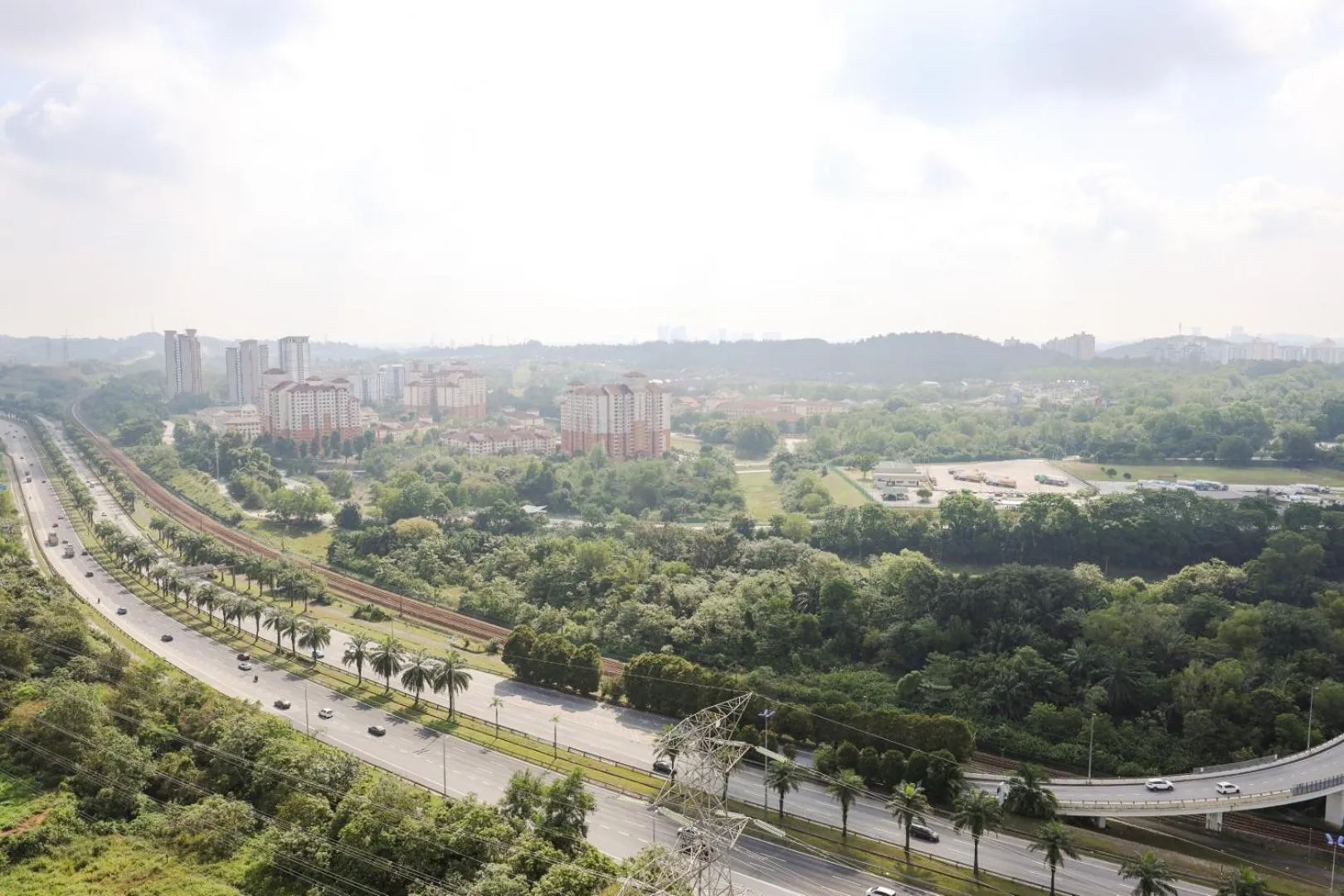 Cozy Homestay #IOI City Mall #Putrajaya #17 Pax