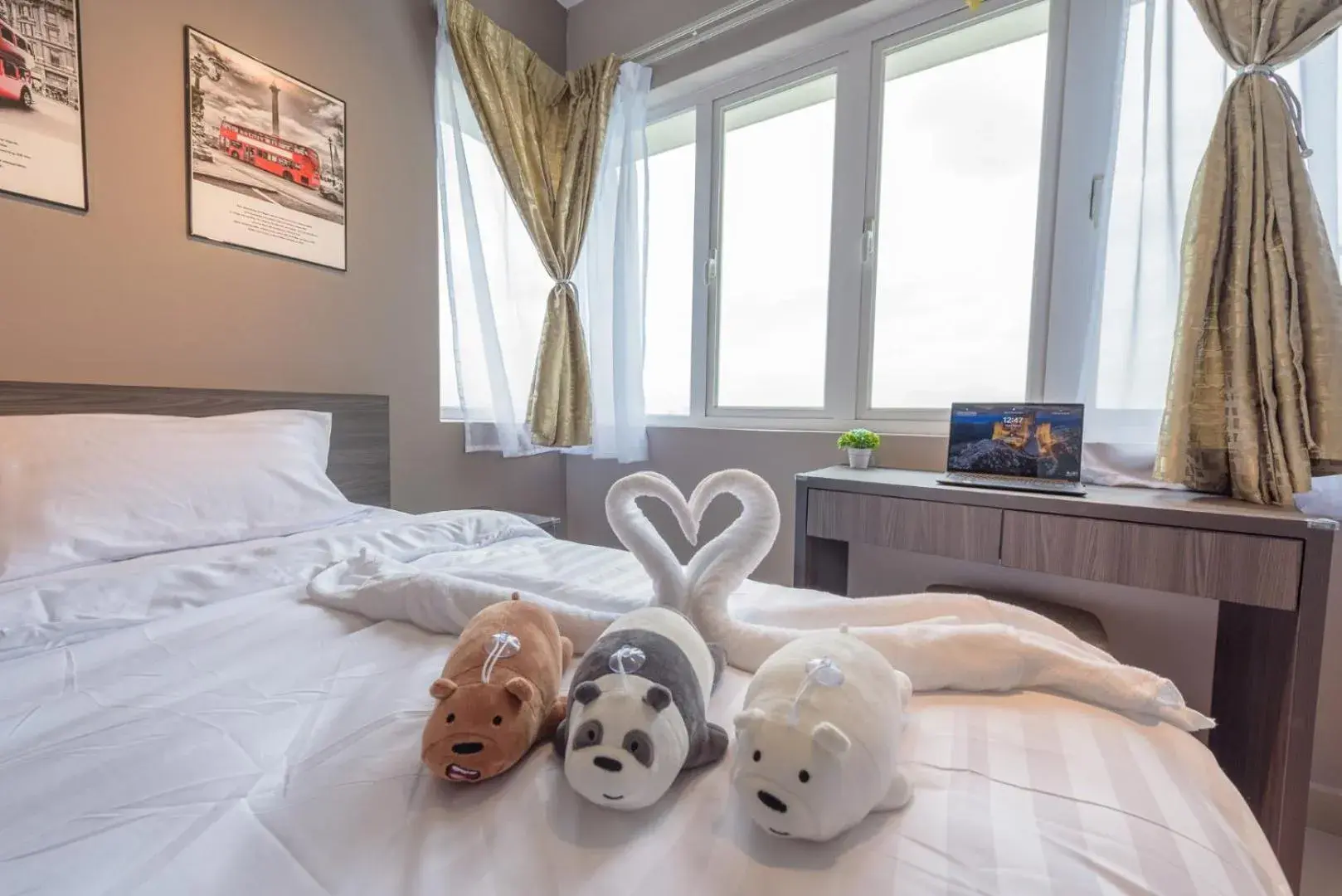 Four-Bedroom Platinum Apartment in Luxury Homestay Cyberjaya Putrajaya Vision Residence #IOICityMall Four-Bedroom Platinum Apartment in Luxury Homestay Cyberjaya Putrajaya Vision Residence #IOICityMall