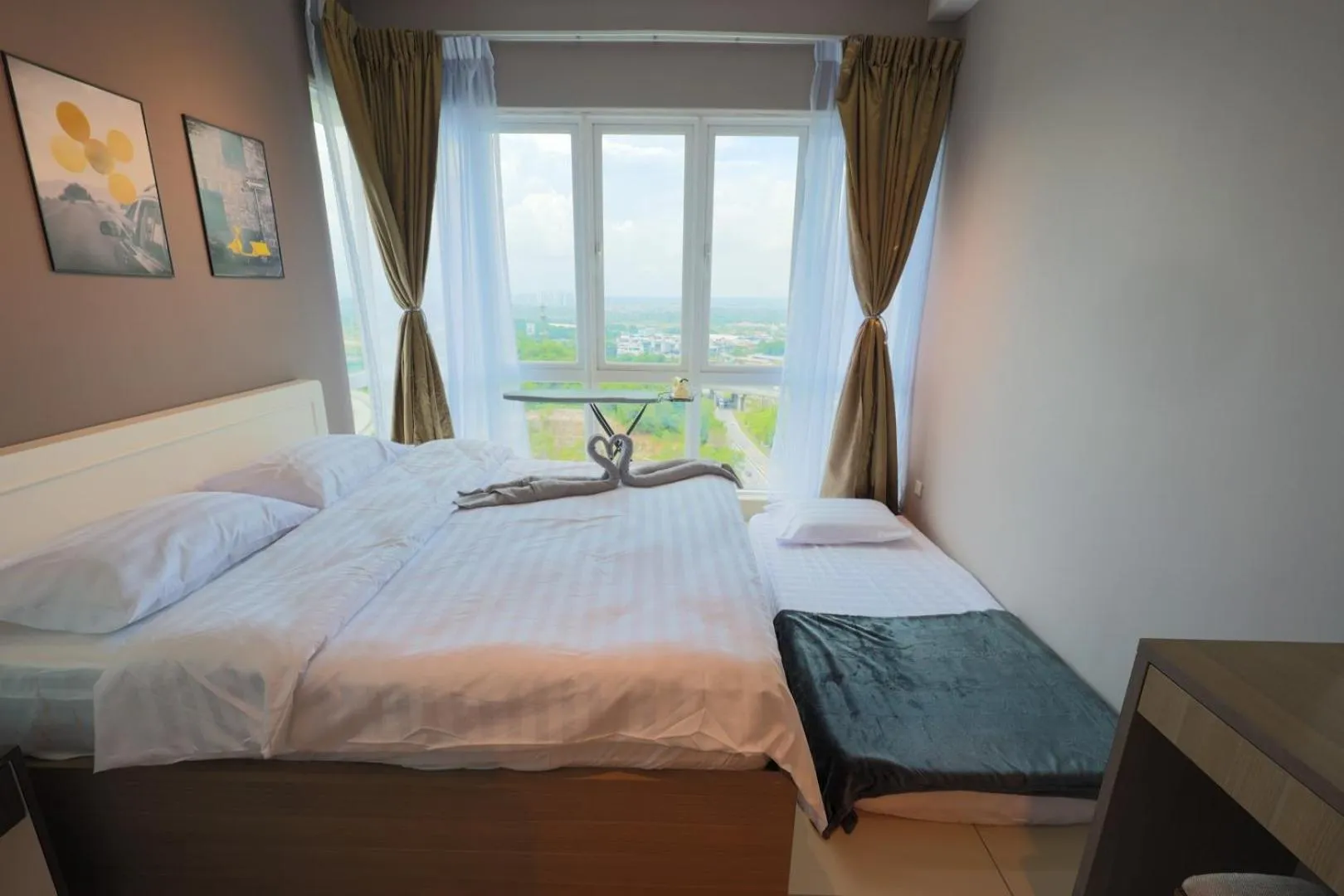 Bed in Luxury Homestay Cyberjaya Putrajaya Vision Residence #IOICityMall