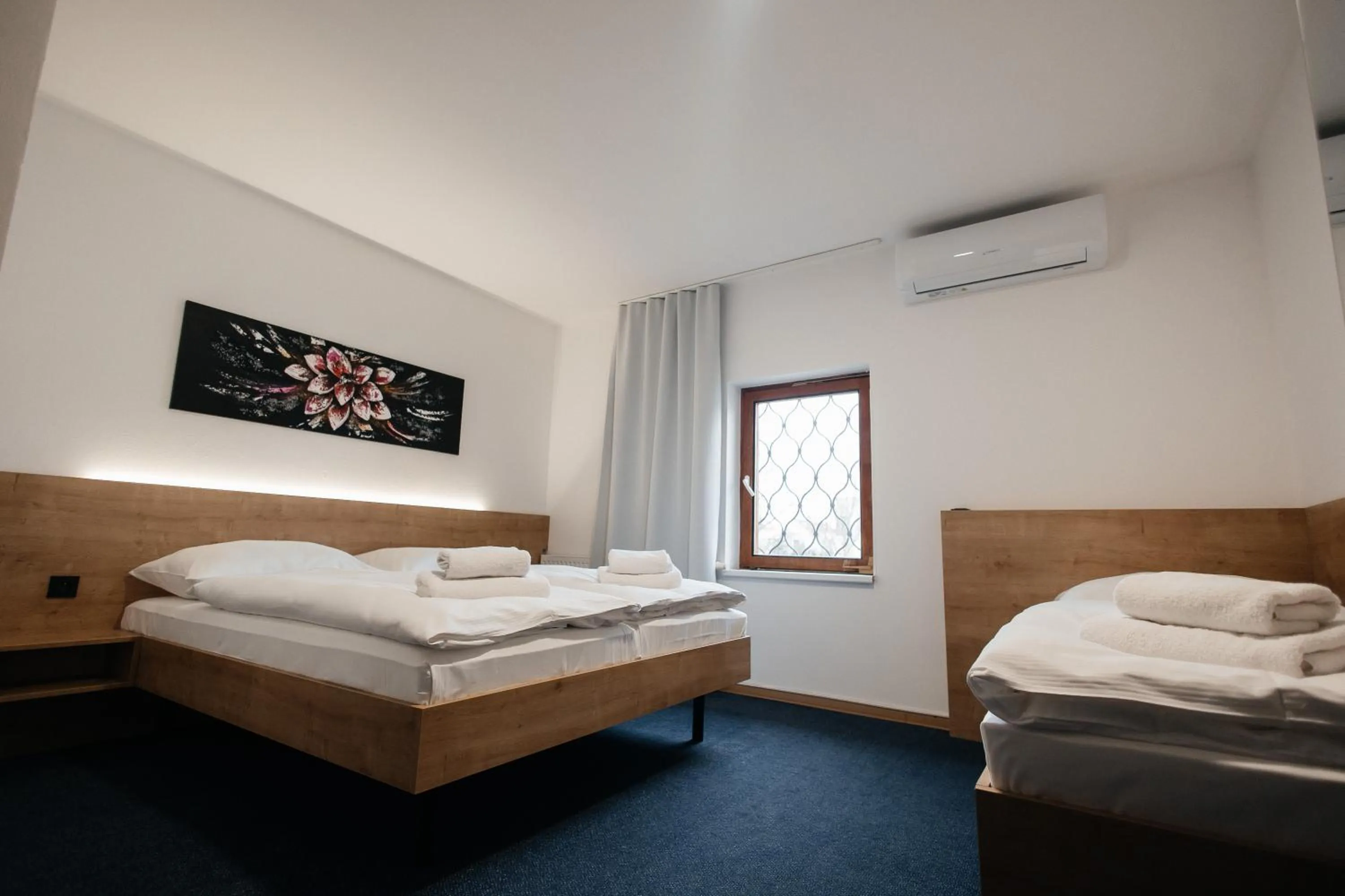 Bed in Golden Golem hotel & Spa