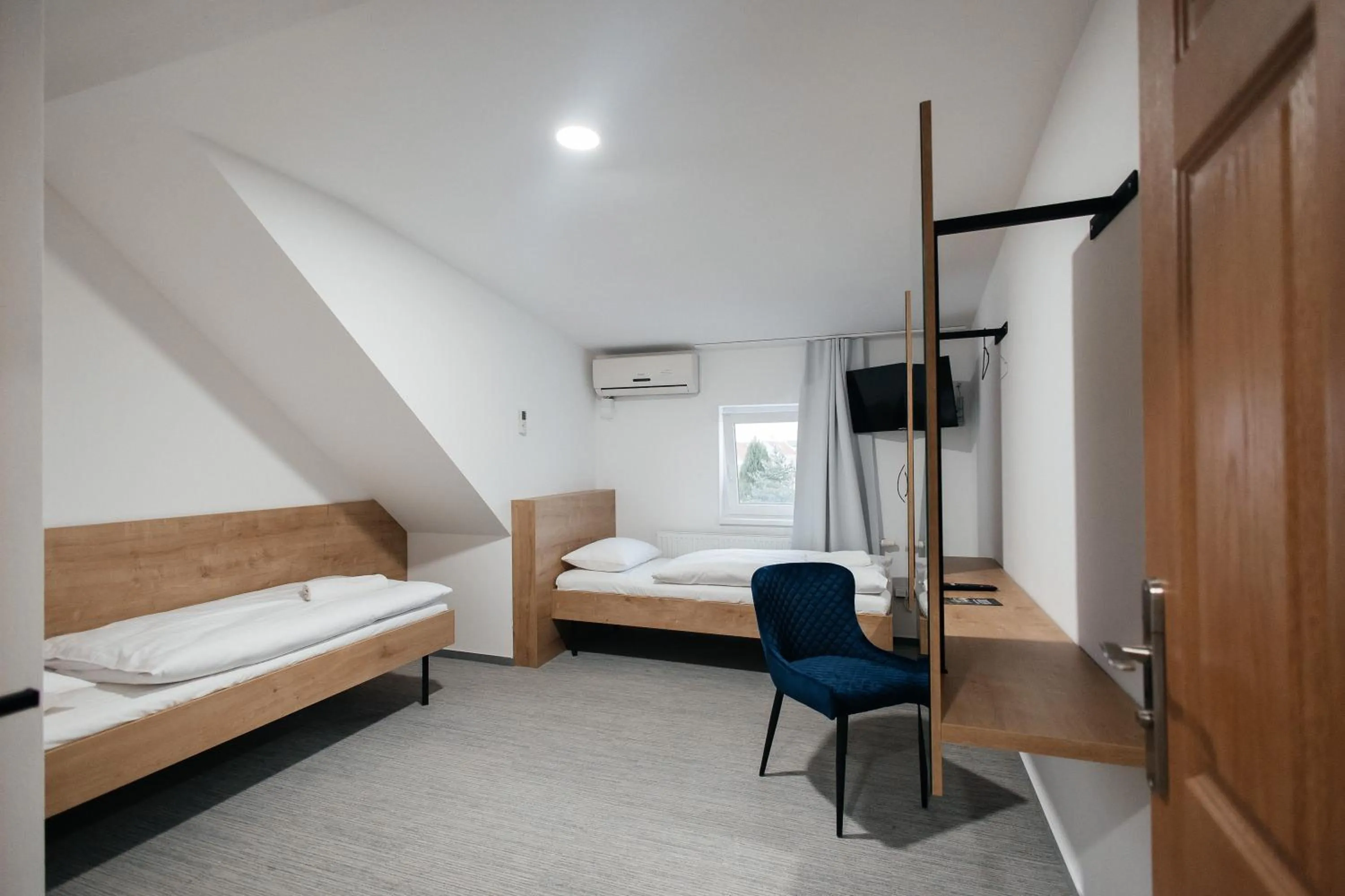 Bed in Golden Golem hotel & Spa