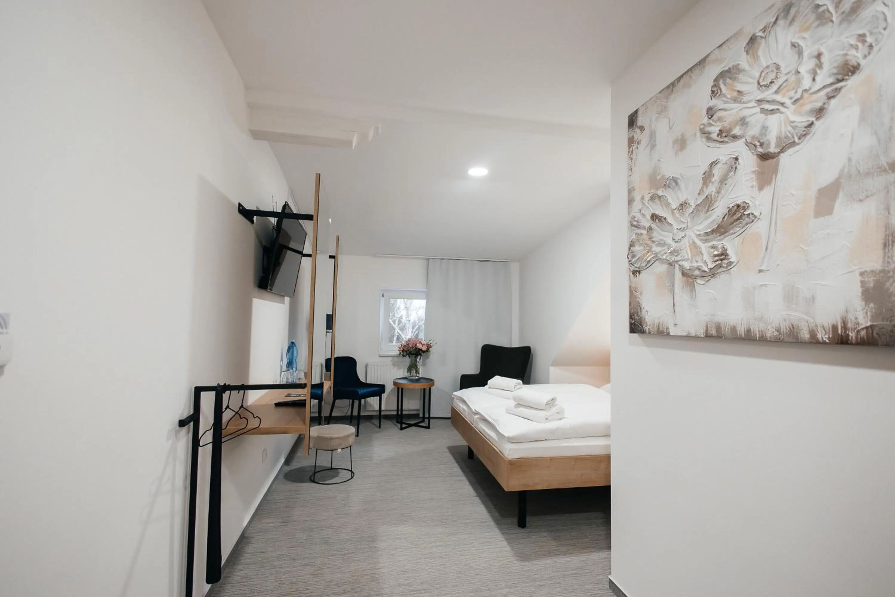 Bed in Golden Golem hotel & Spa