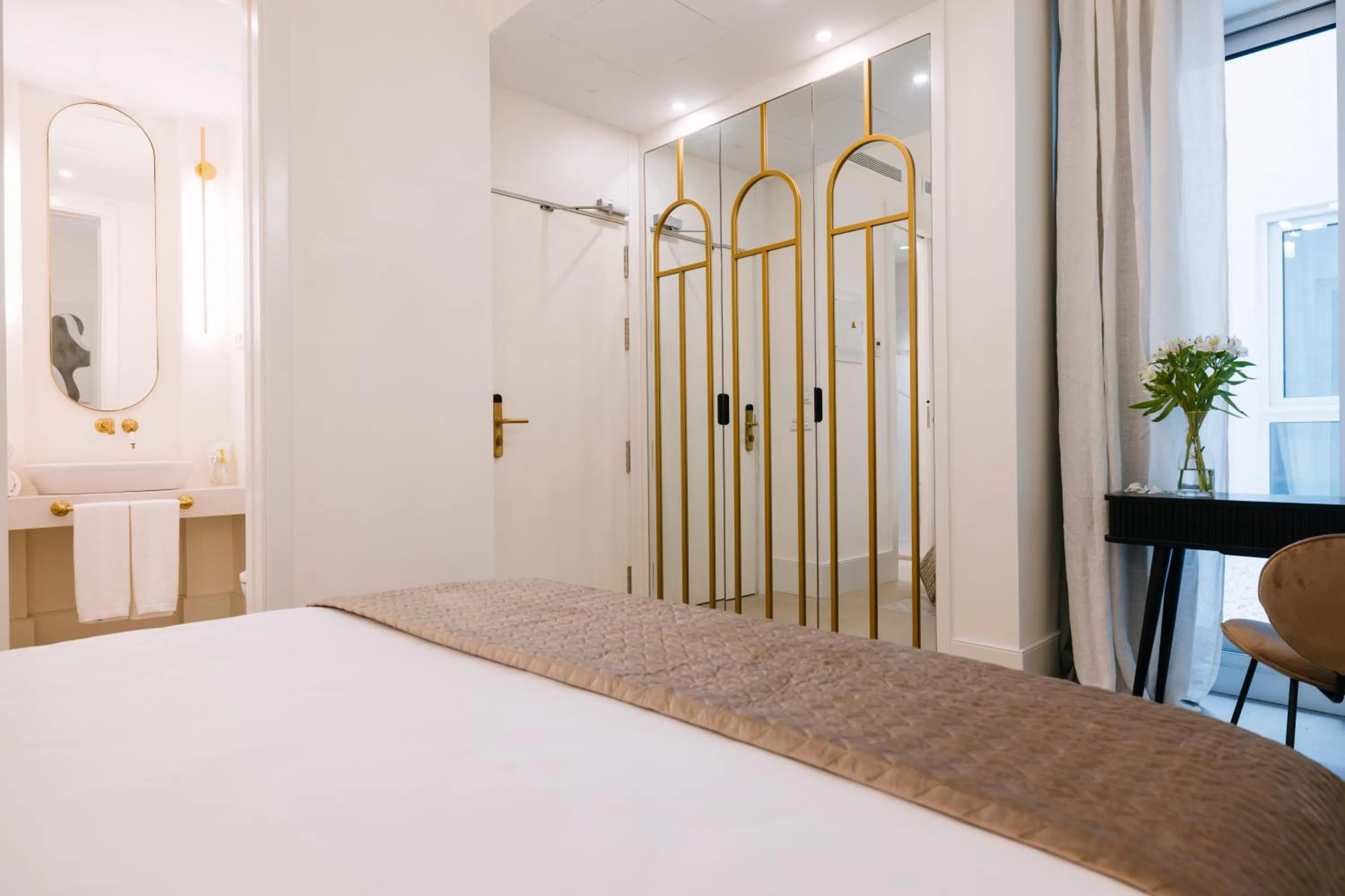 TV and multimedia, Bed in MASANET Emblematic Hotels - Adults Only