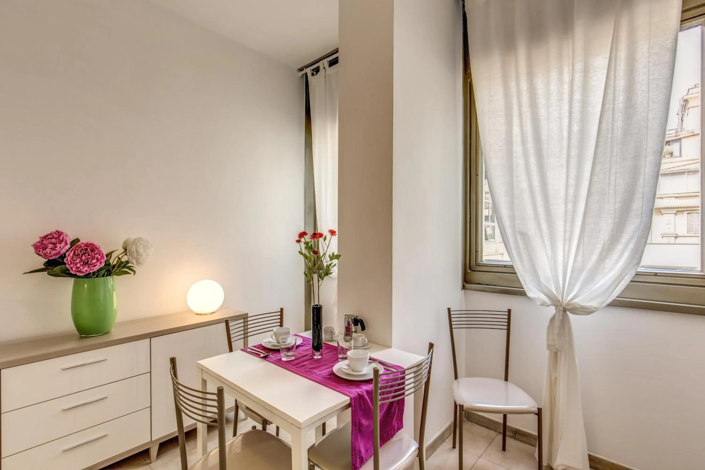 Living room in M&L Apartments - Ardesia Colosseo