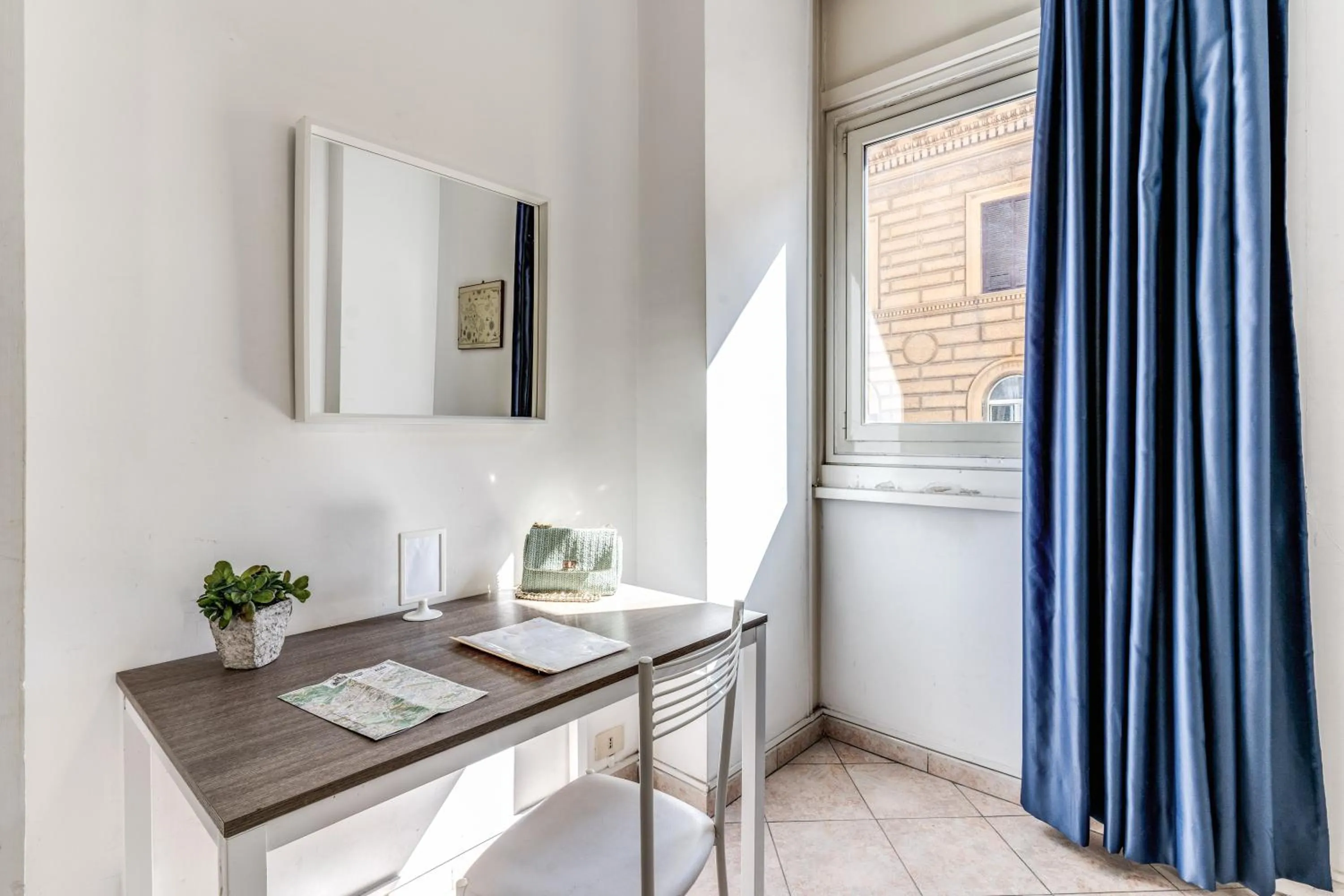 M&L Apartments - Ardesia Colosseo