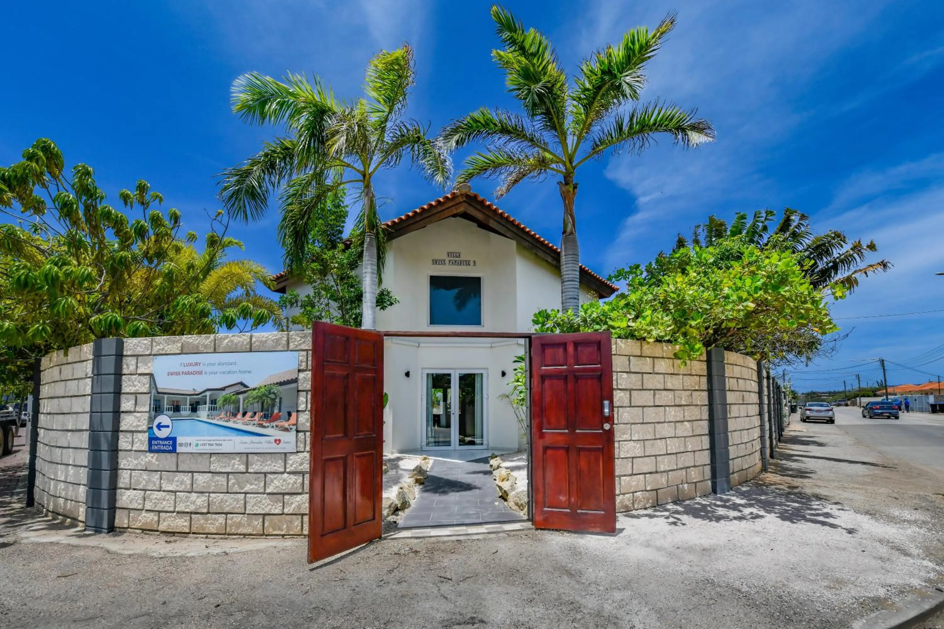 Property building in Boutique Hotel Swiss Paradise Aruba Villas and Suites