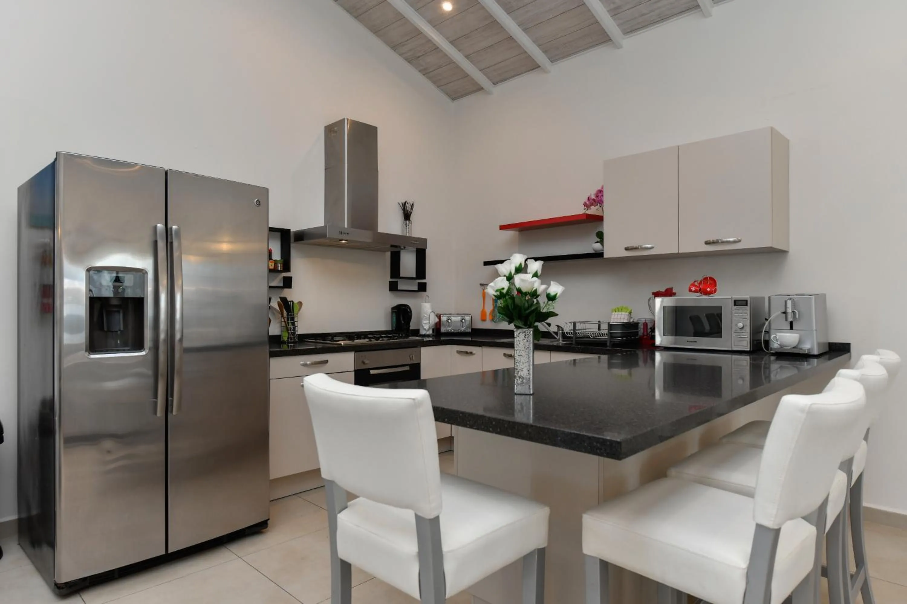 Coffee/tea facilities in Boutique Hotel Swiss Paradise Aruba Villas and Suites