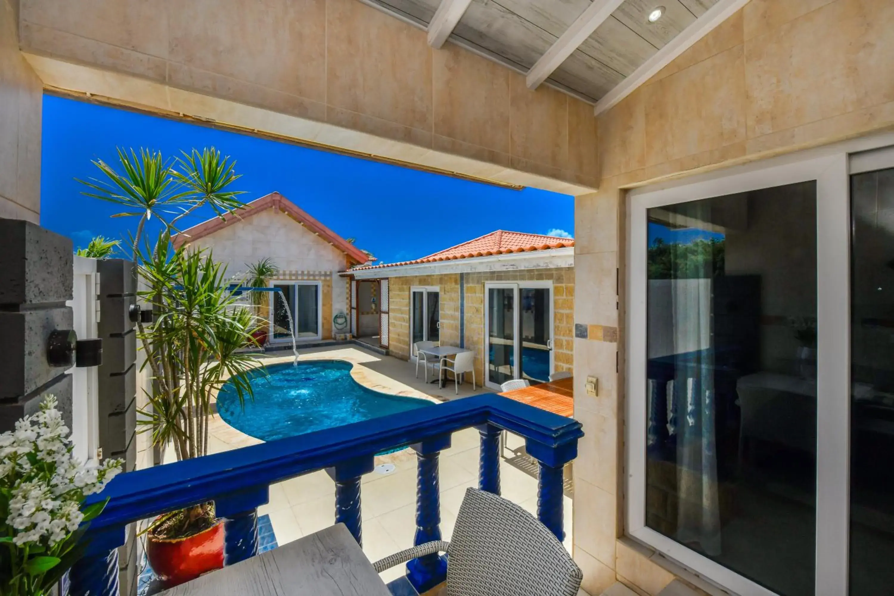 Deluxe Suite in Boutique Hotel Swiss Paradise Aruba Villas and Suites Deluxe Suite in Boutique Hotel Swiss Paradise Aruba Villas and Suites