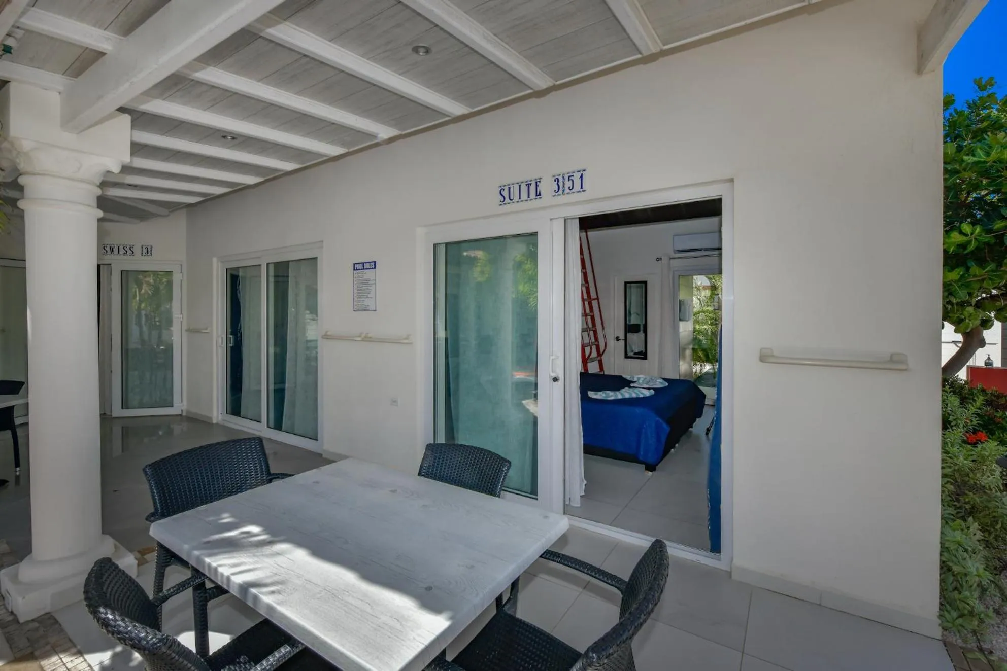 Patio in Boutique Hotel Swiss Paradise Aruba Villas and Suites