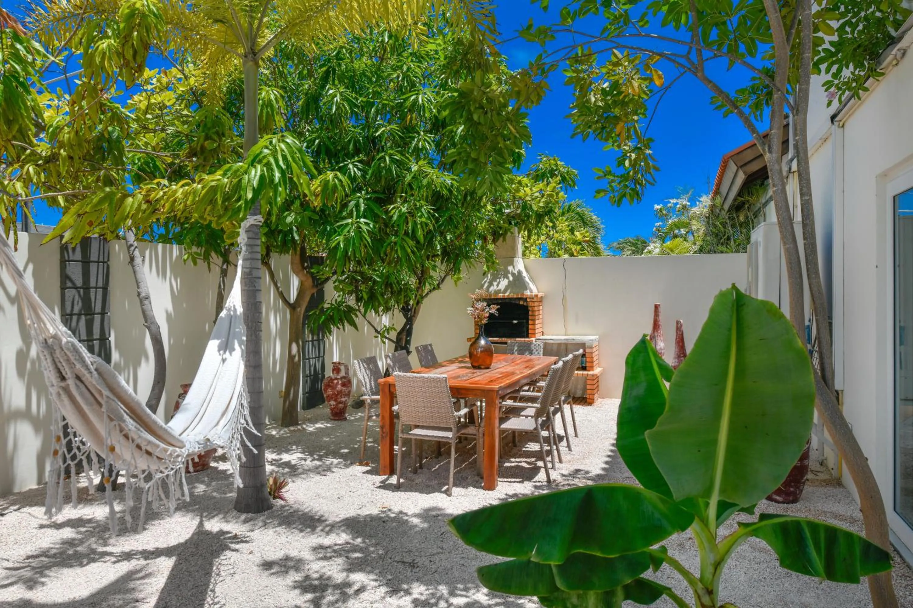 BBQ facilities in Boutique Hotel Swiss Paradise Aruba Villas and Suites