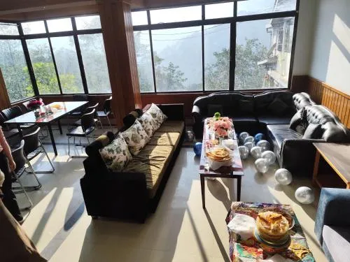 HOTEL GREENERY VIEW