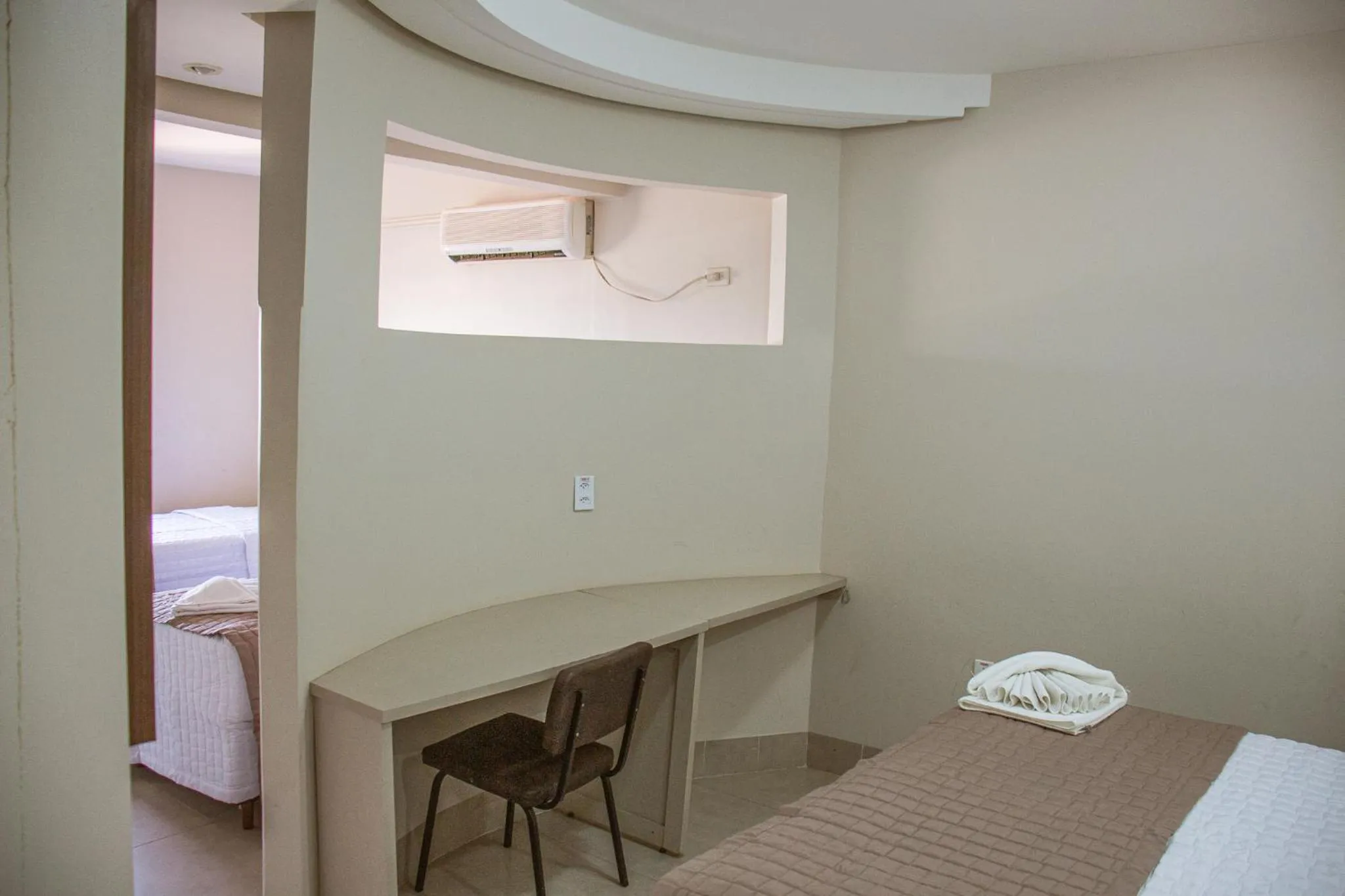 Bed in Piloes Palace Hotel