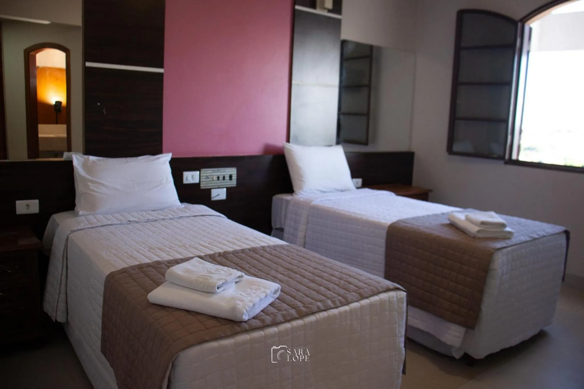 Bed in Piloes Palace Hotel