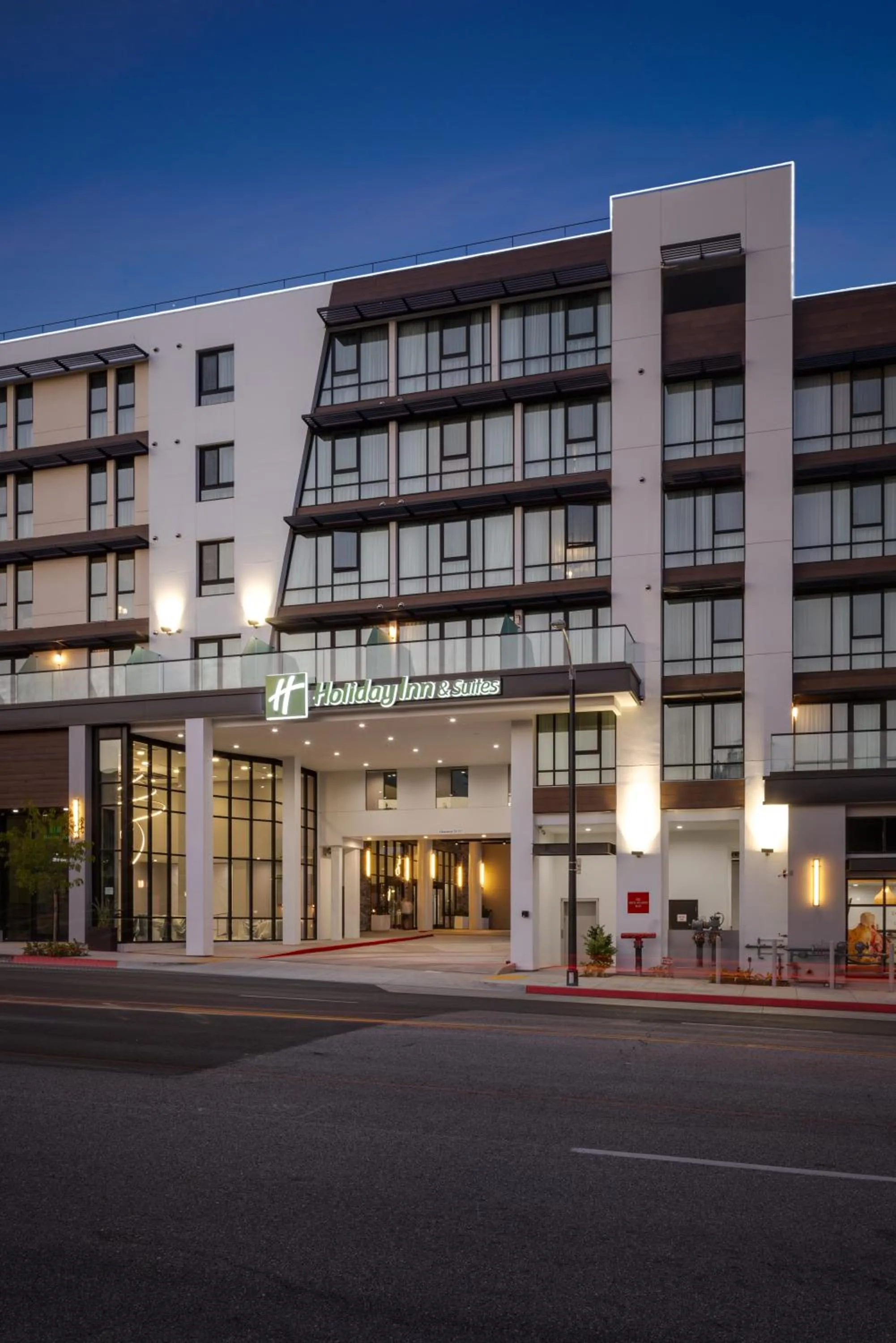 Holiday Inn & Suites Monterey Park – Los Angeles by IHG