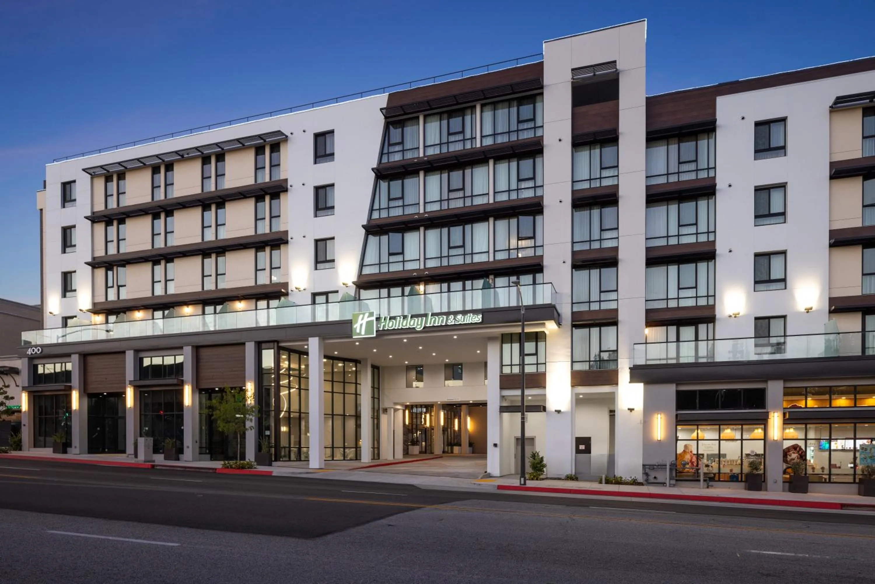 Holiday Inn & Suites Monterey Park – Los Angeles by IHG