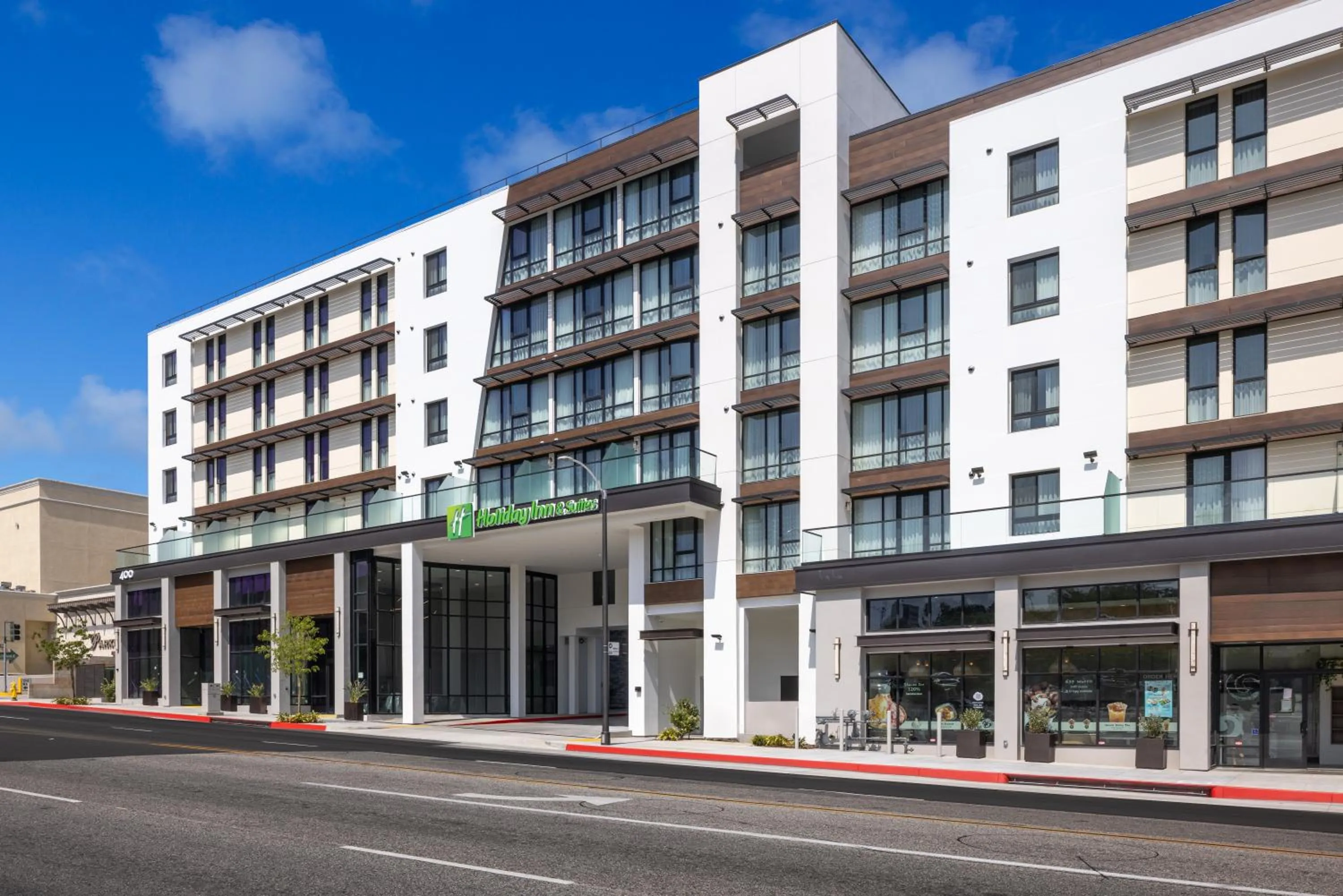 Holiday Inn & Suites Monterey Park – Los Angeles by IHG