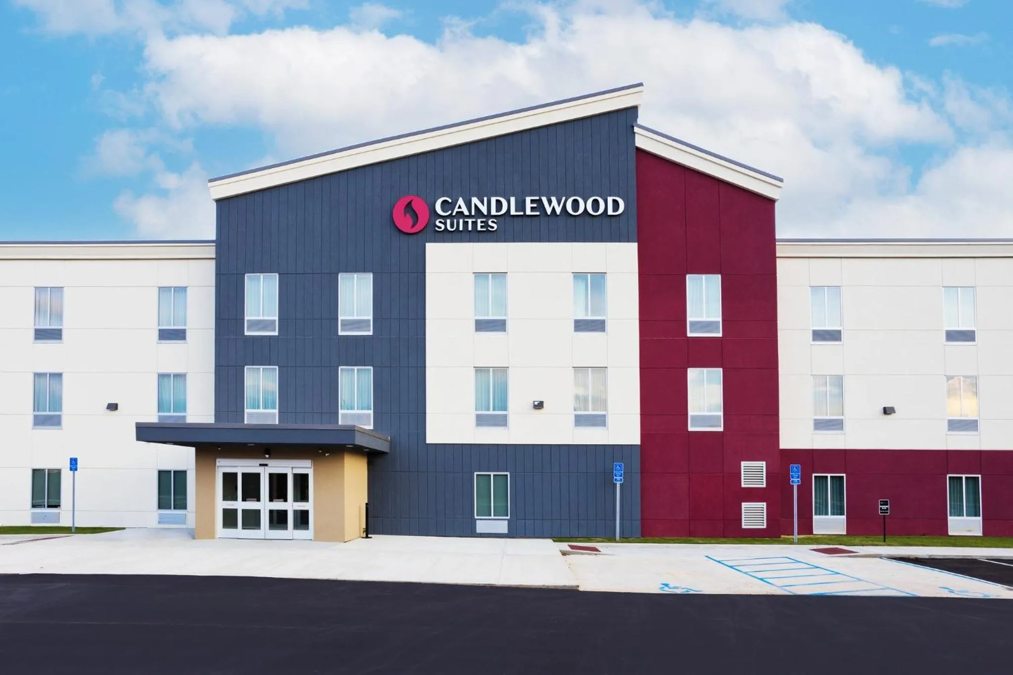 Property building in Candlewood Suites Dothan by IHG
