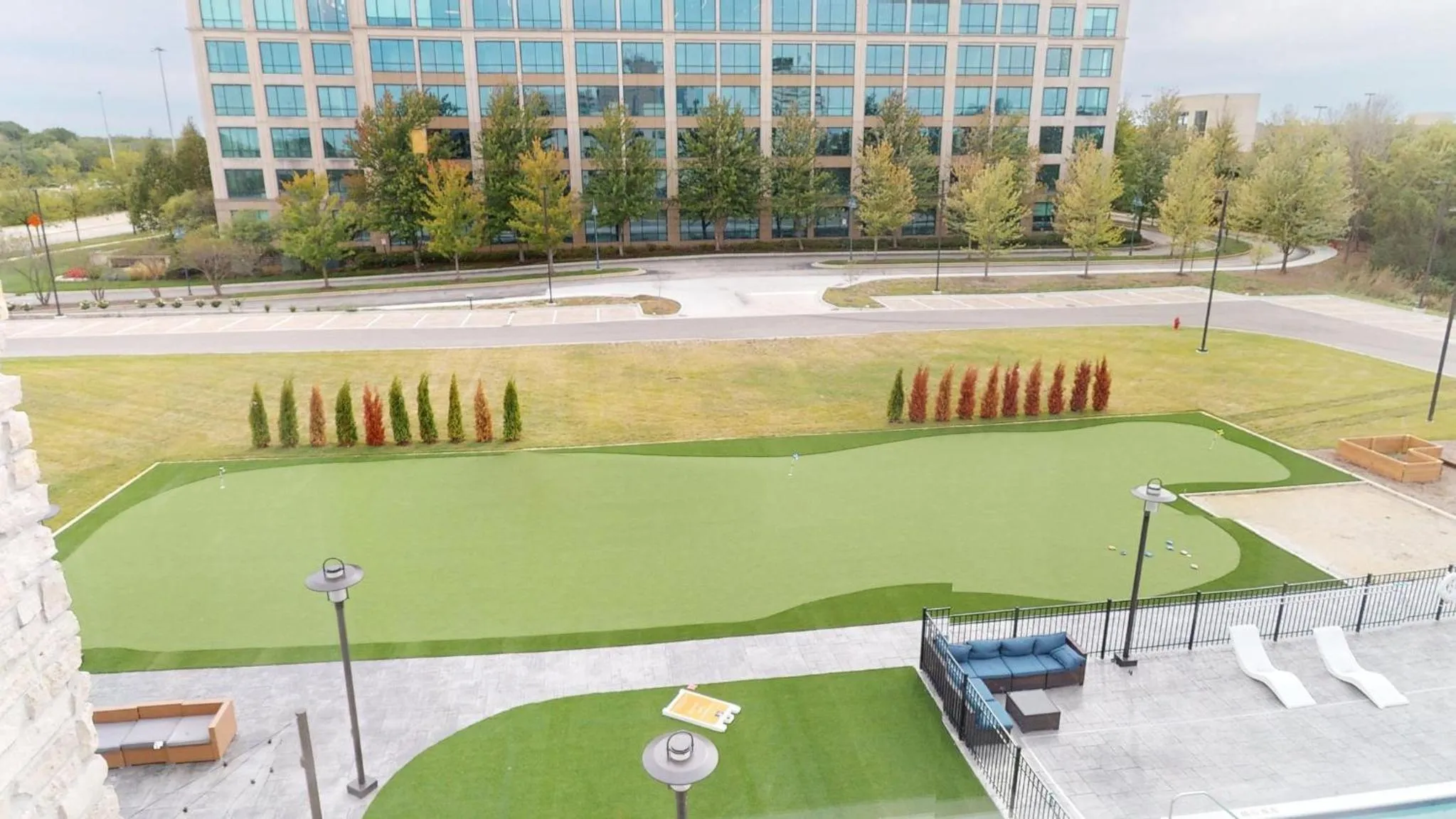 Golfcourse in Holiday Inn Express & Suites Chicago Schaumburg by IHG