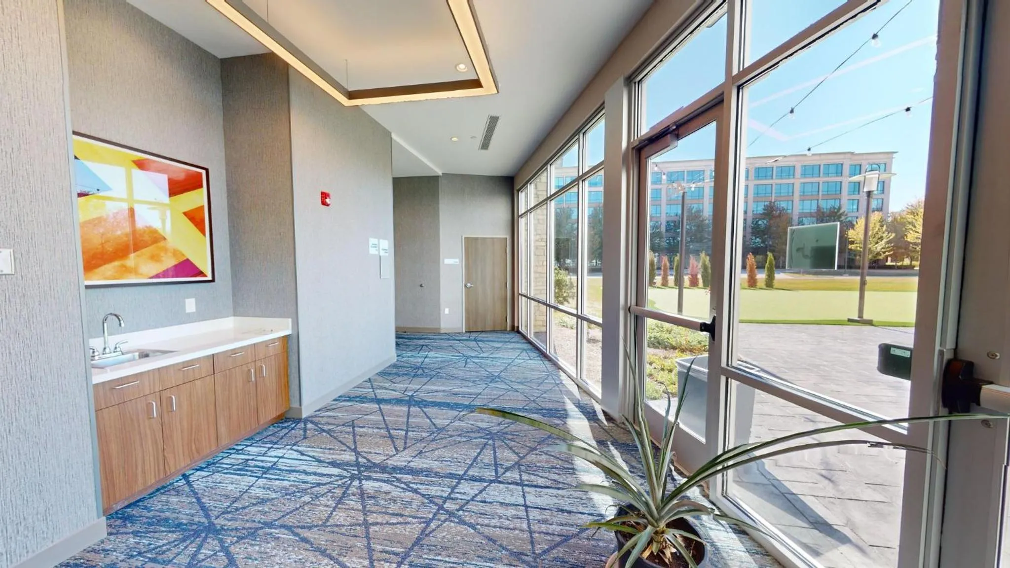 Meeting/conference room in Holiday Inn Express & Suites Chicago Schaumburg by IHG