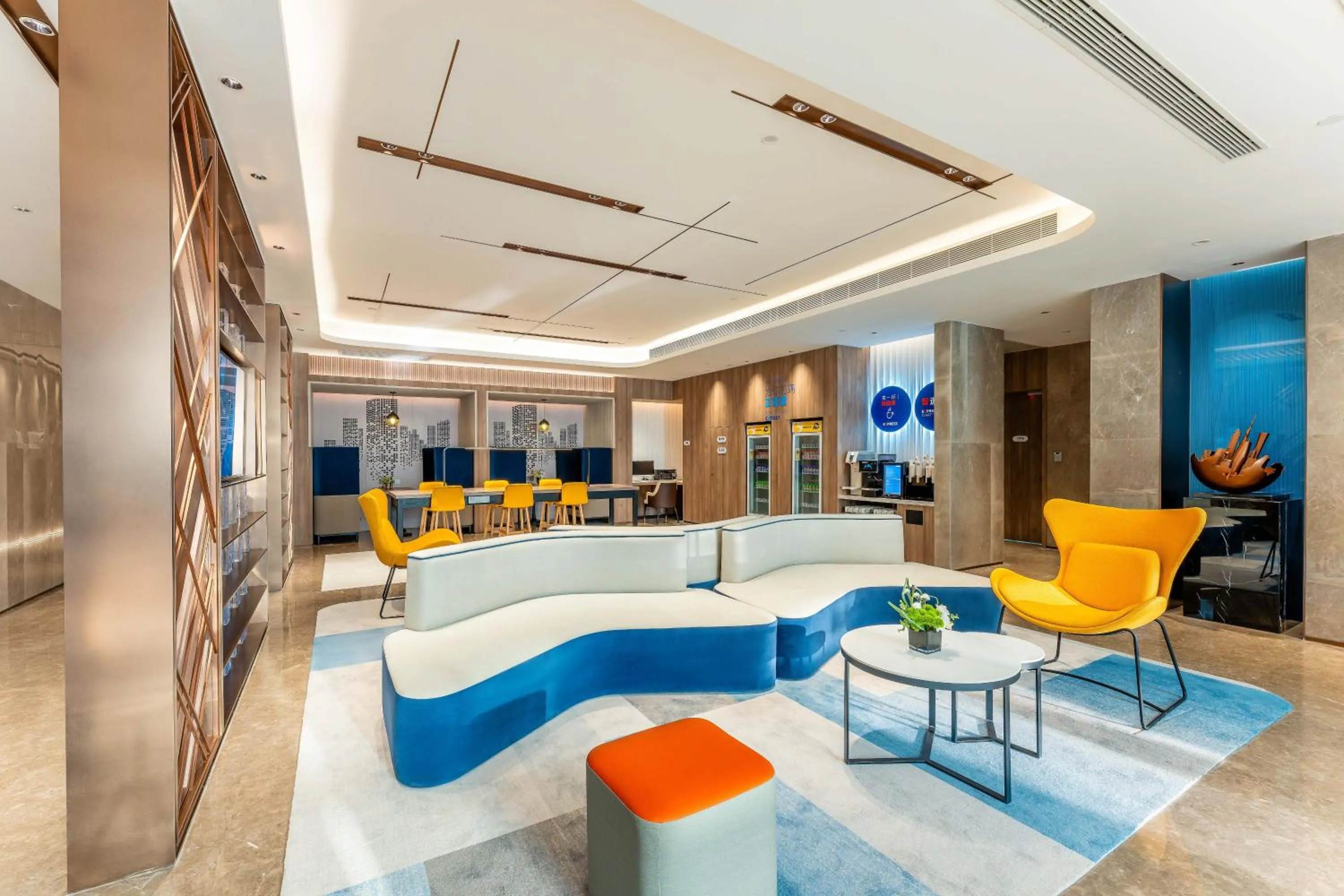 Lobby or reception in Holiday Inn Express Liaocheng ETDZ by IHG