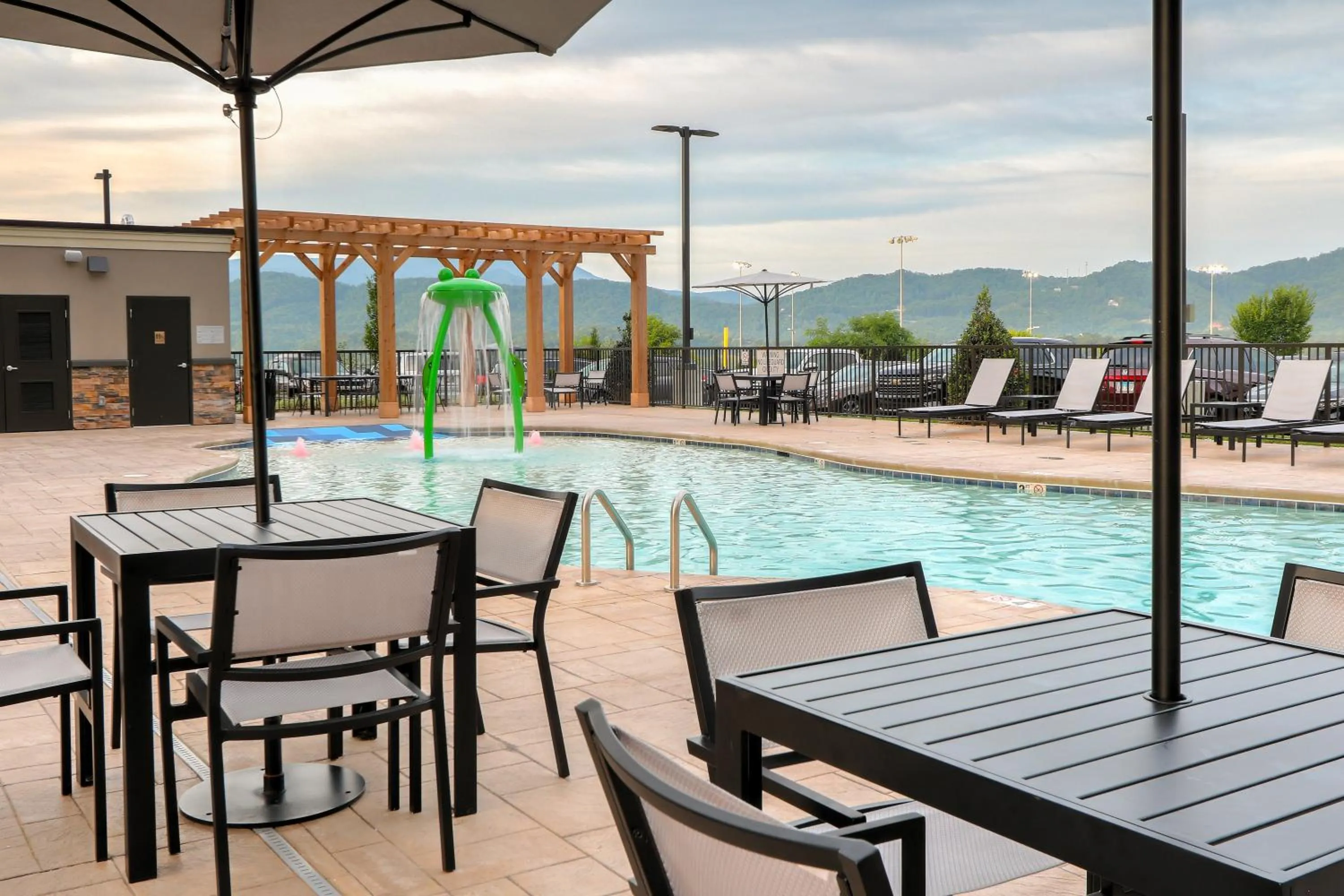 Mountain view in Staybridge Suites Pigeon Forge - Smoky Mtns by IHG