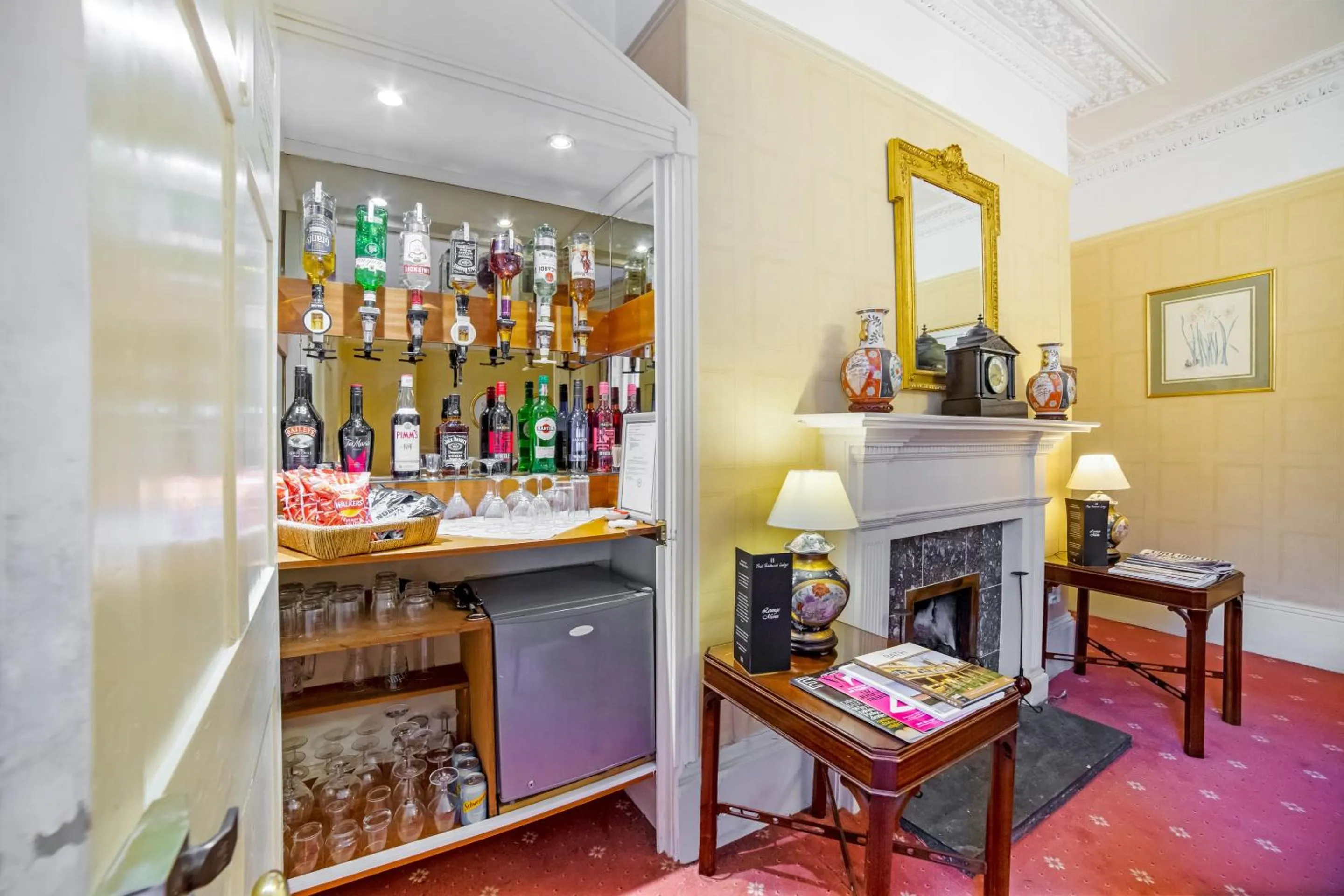 Restaurant/places to eat in OYO Bailbrook Lodge, Bath