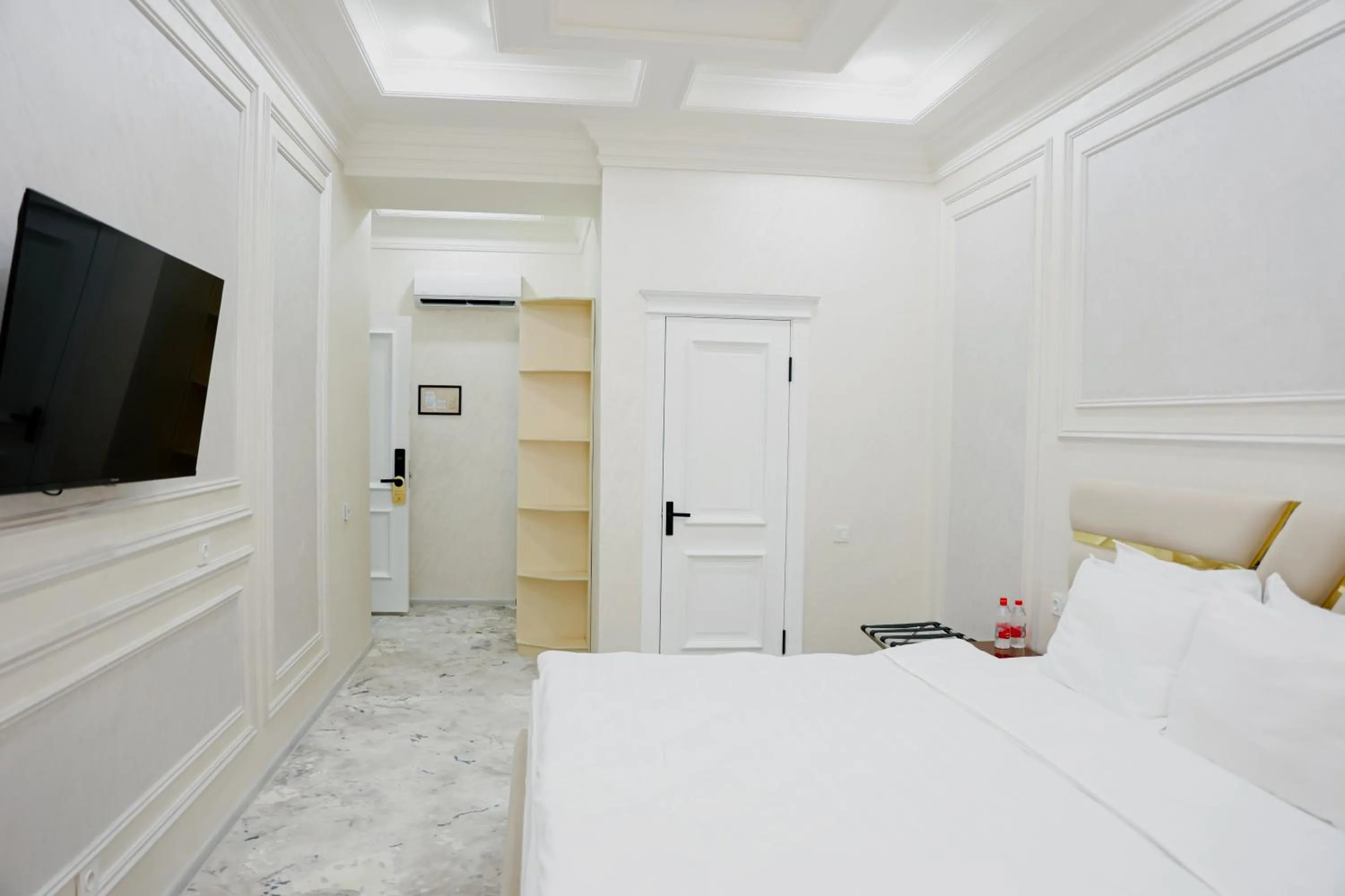 Bed in Ko'k Saroy Plaza Hotel