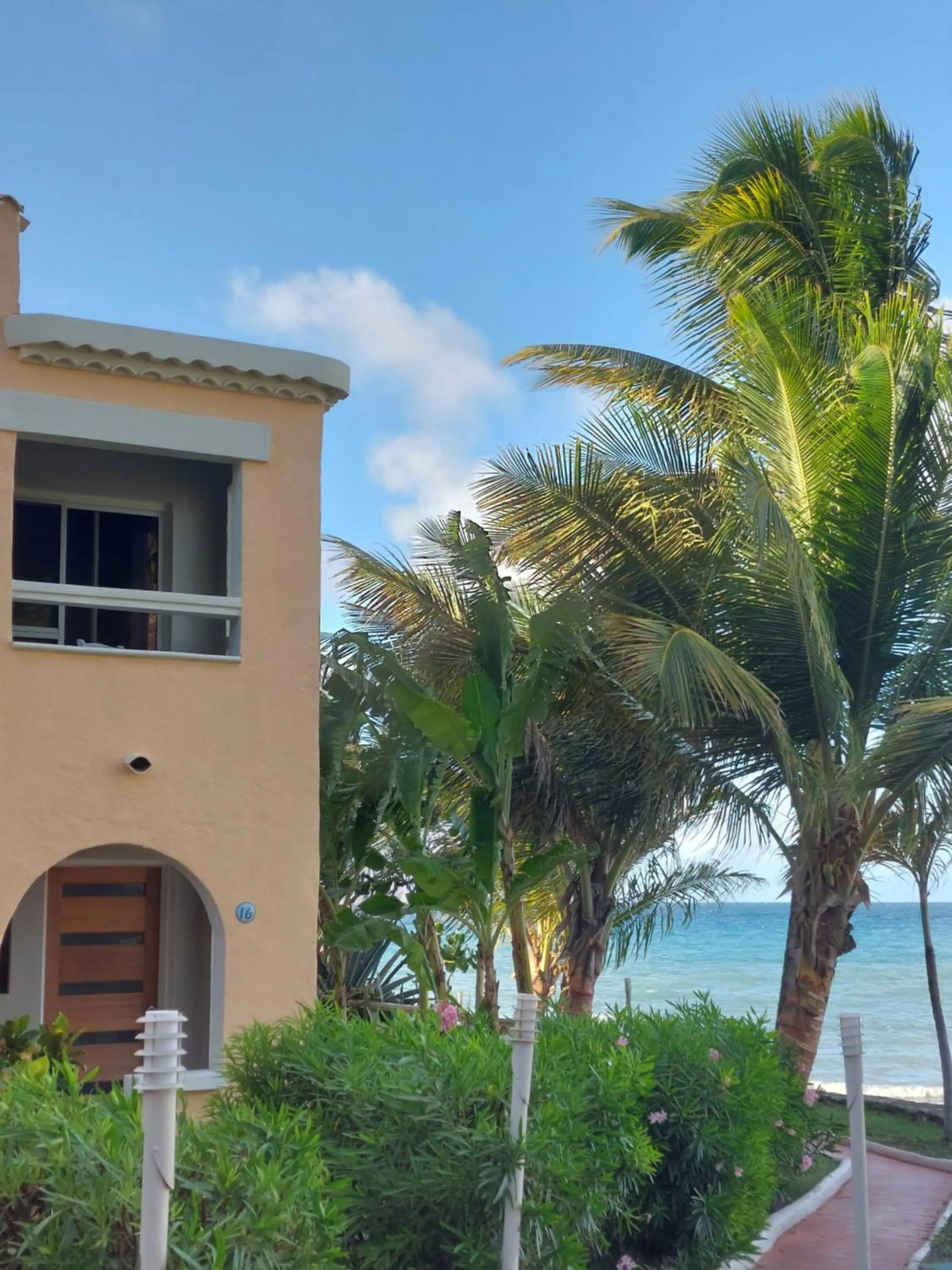 Property building in Northshore Seaside Suites