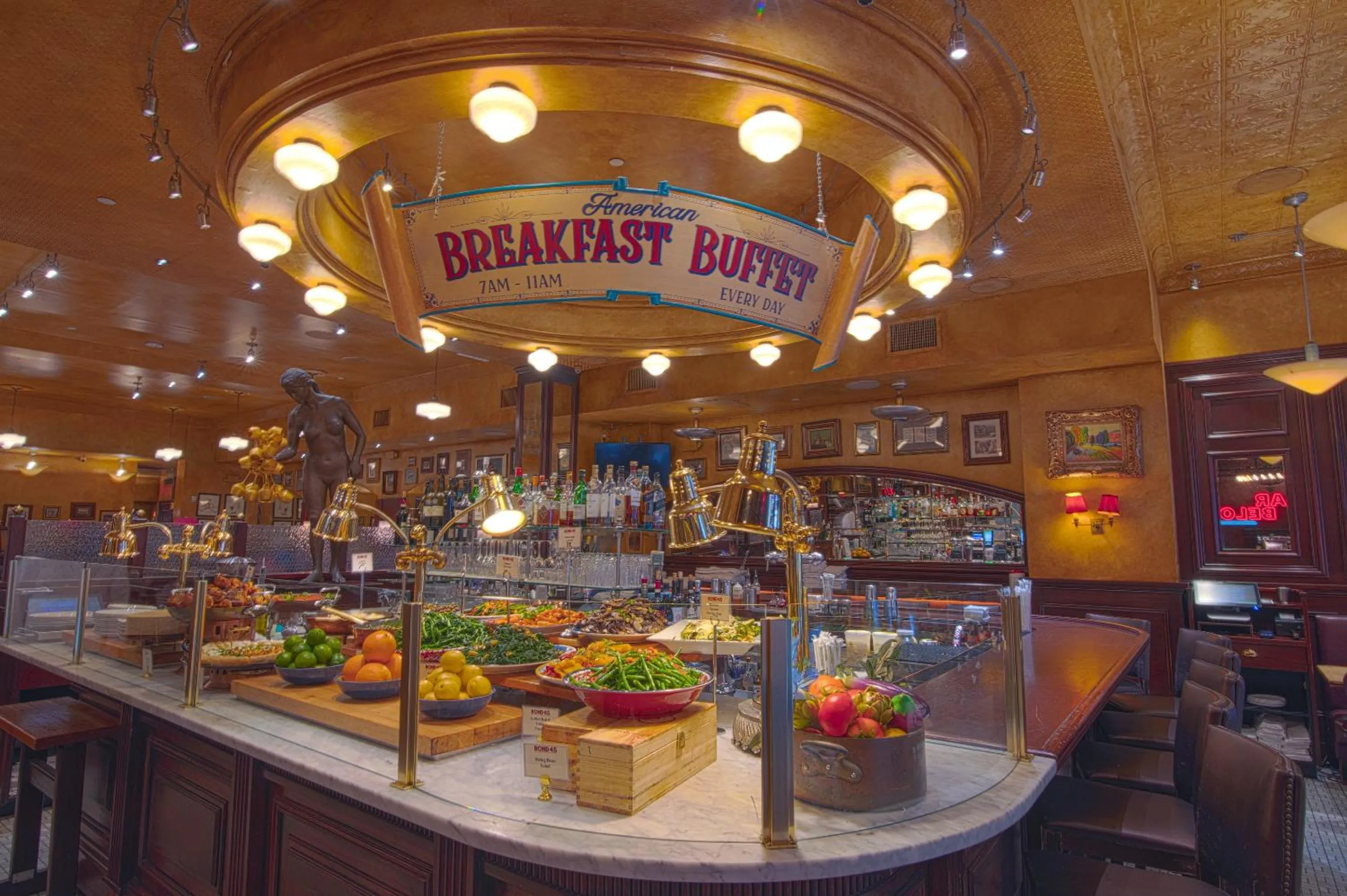 Restaurant/places to eat in Hotel Edison Times Square