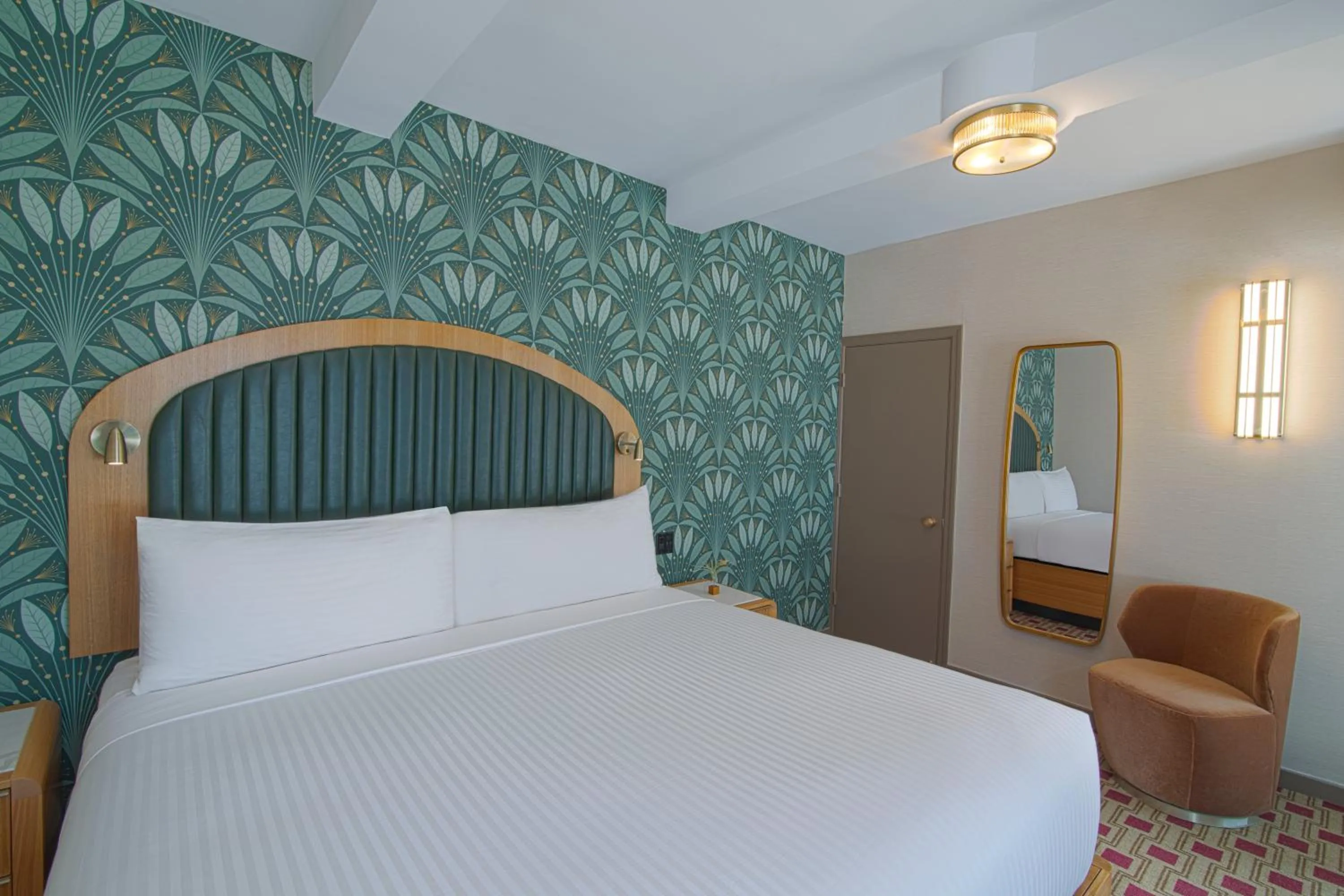 Bedroom, Bed in Hotel Edison Times Square