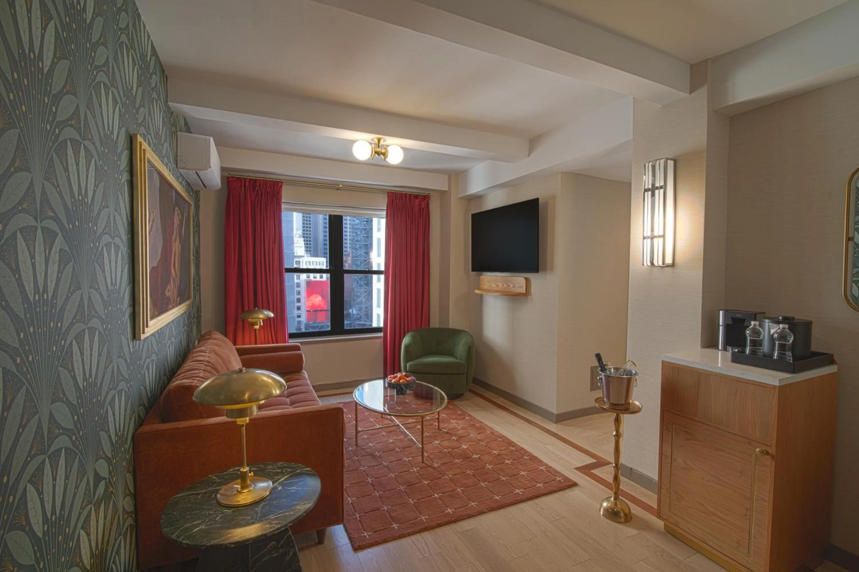 Bedroom in Hotel Edison Times Square