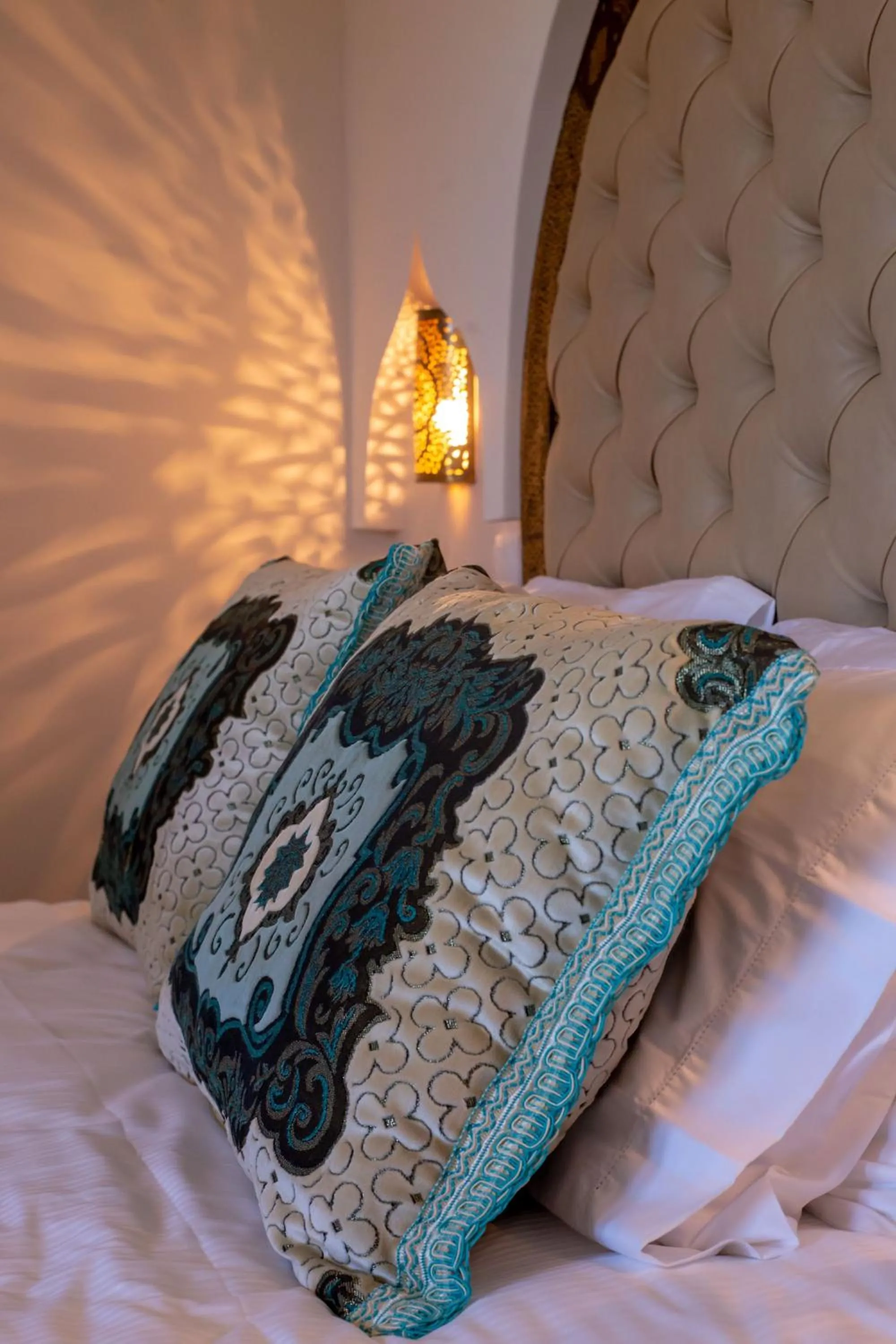 Bed in Al Karob Yoga Boutique Villa