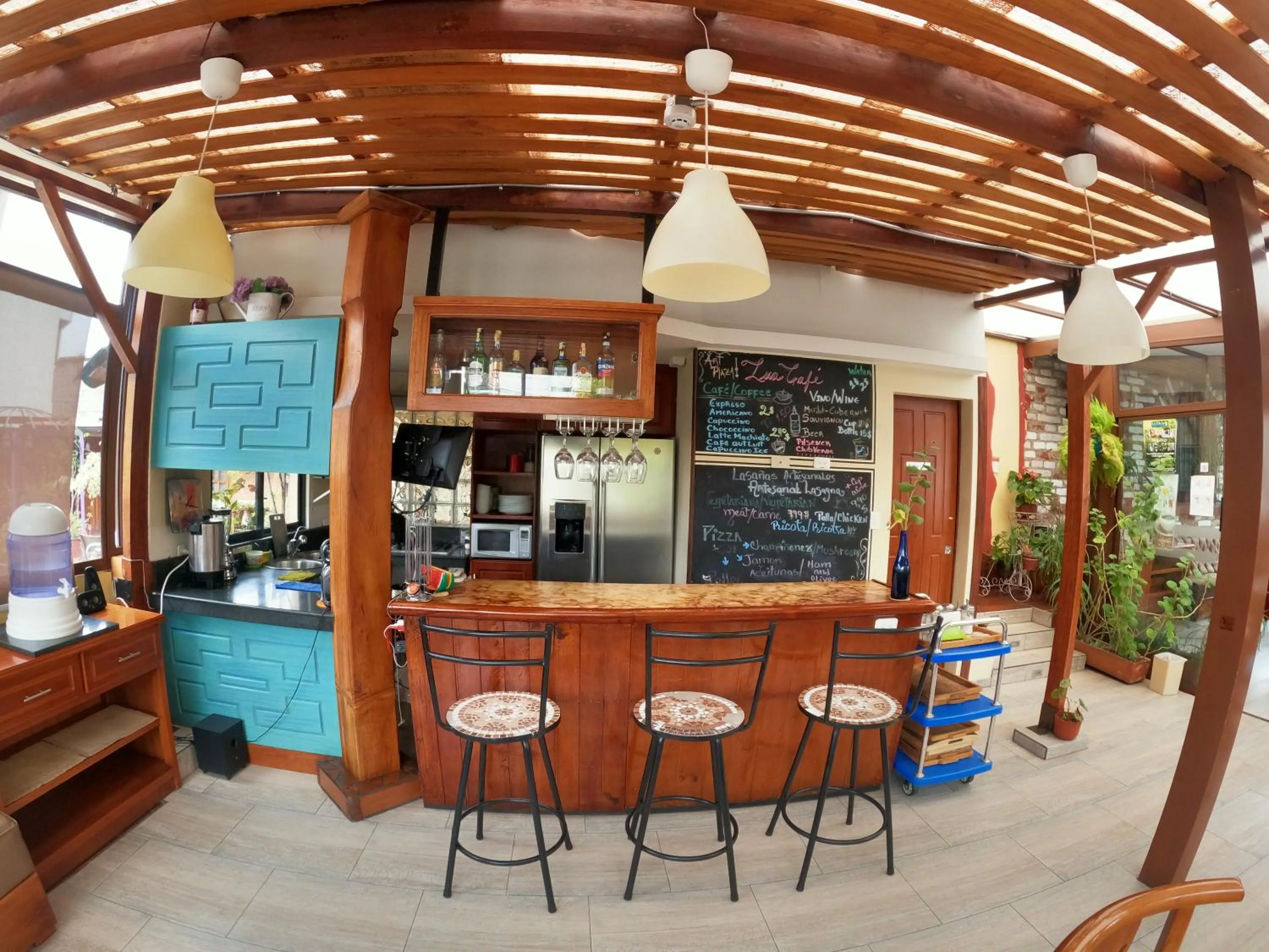 Restaurant/places to eat in ArtPlaza