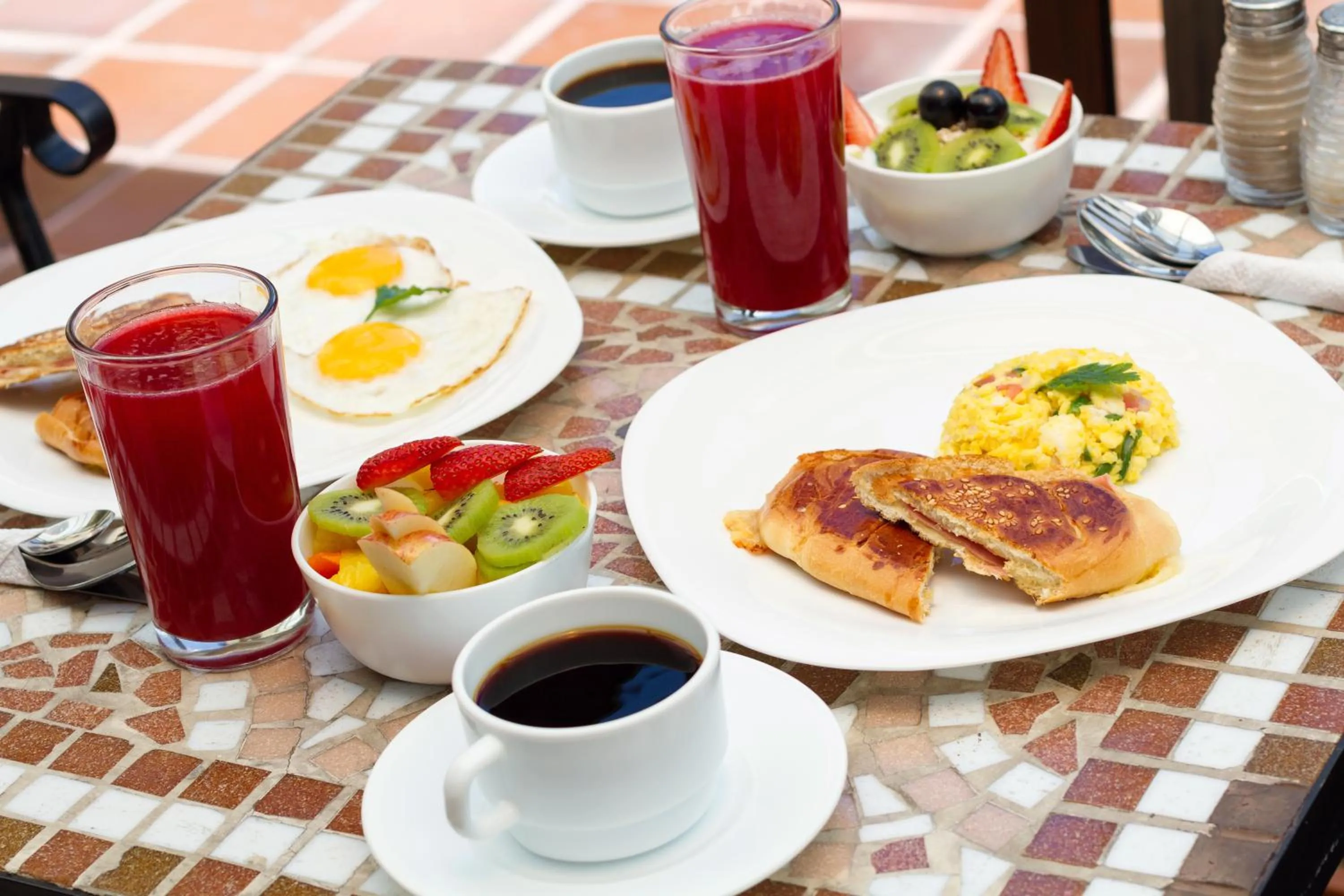 Breakfast in ArtPlaza