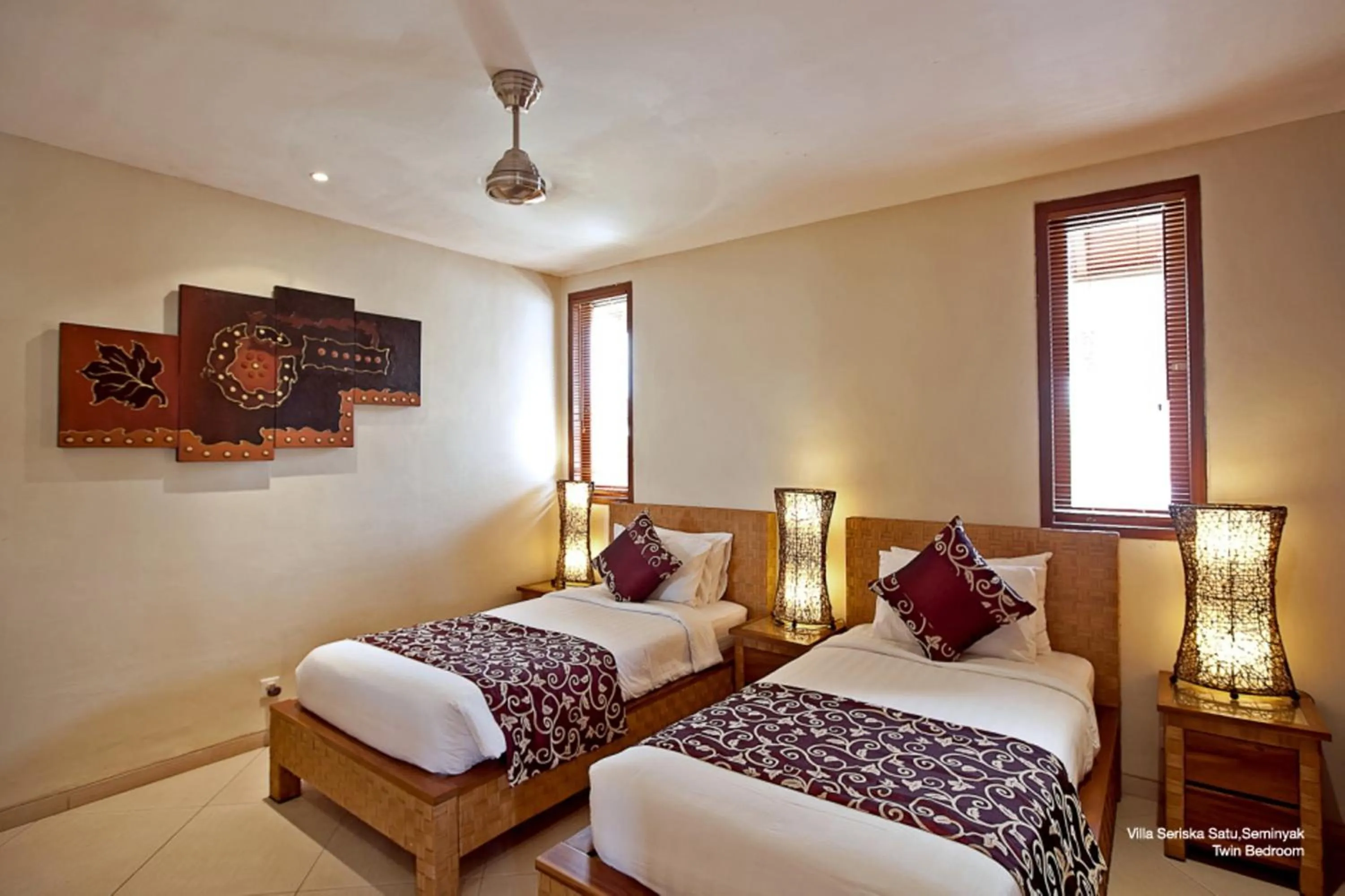 Bed in Villa Seriska Seminyak