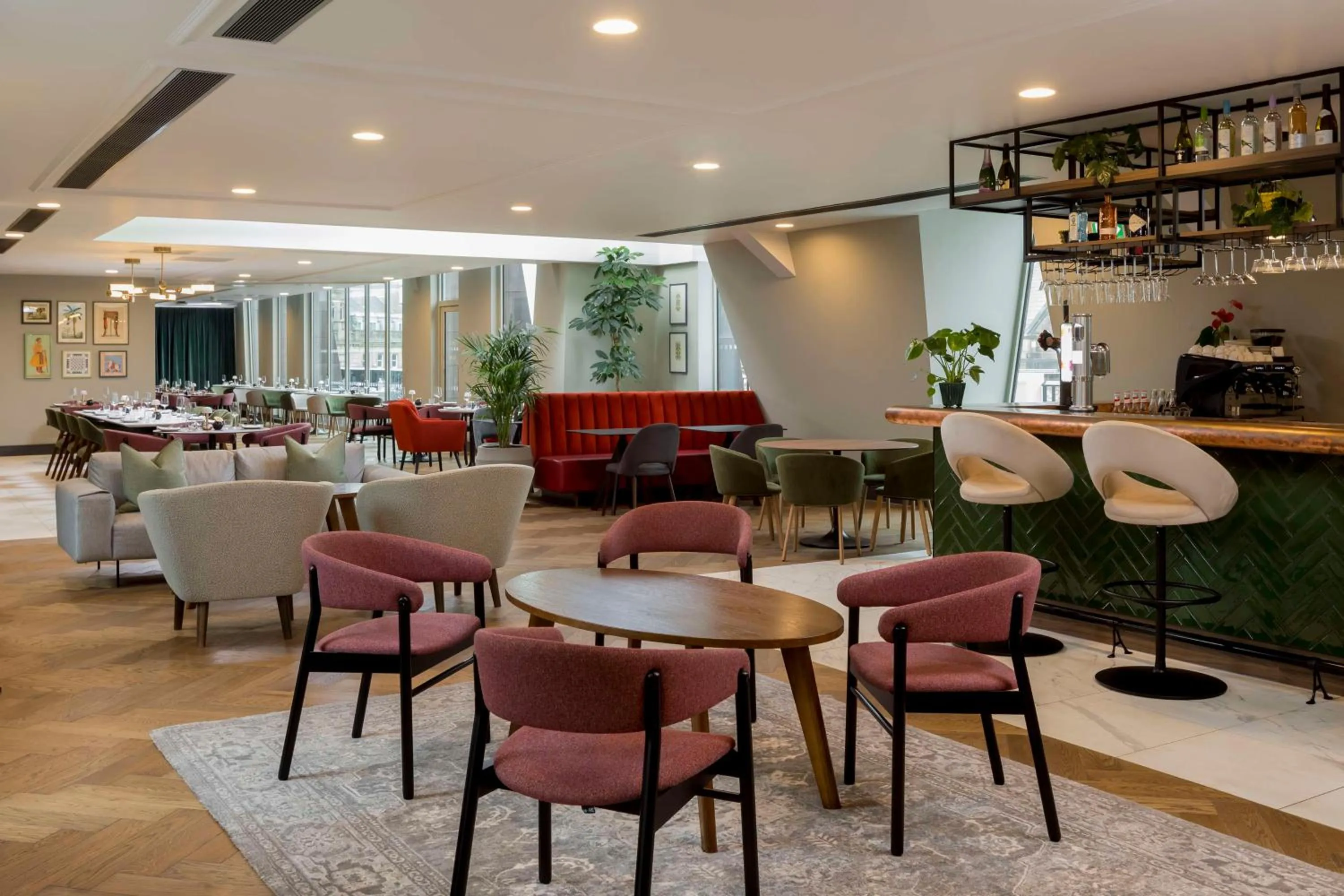 Lounge or bar in Radisson Blu Hotel, Sheffield