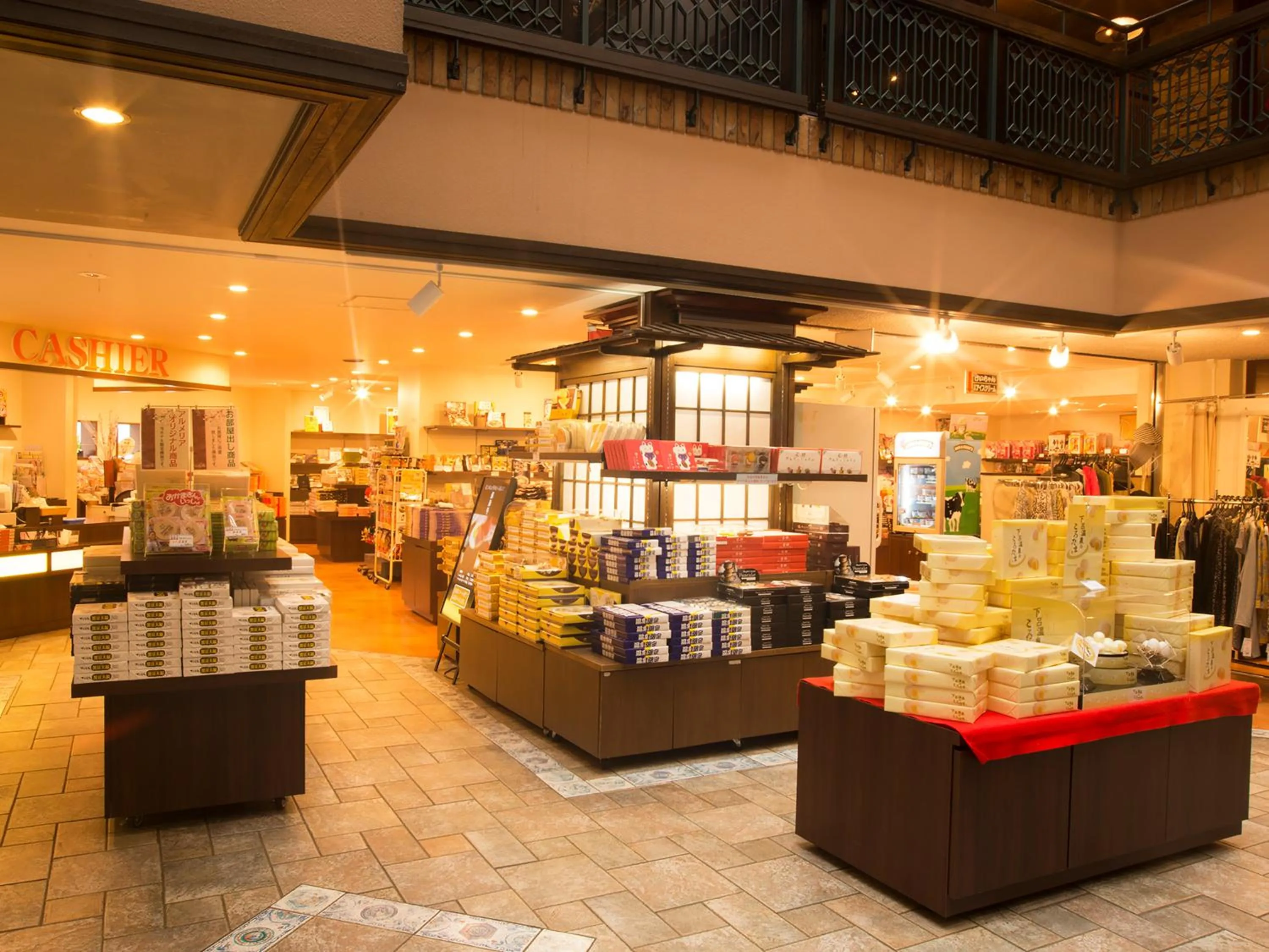 On-site shops in Hotel Kusakabe Armeria