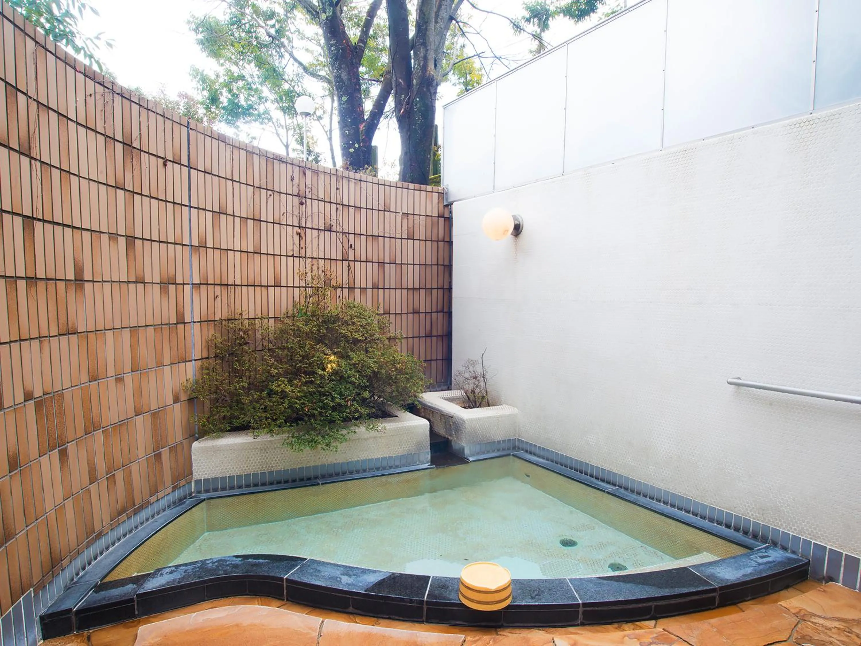 Day in Hotel Kusakabe Armeria