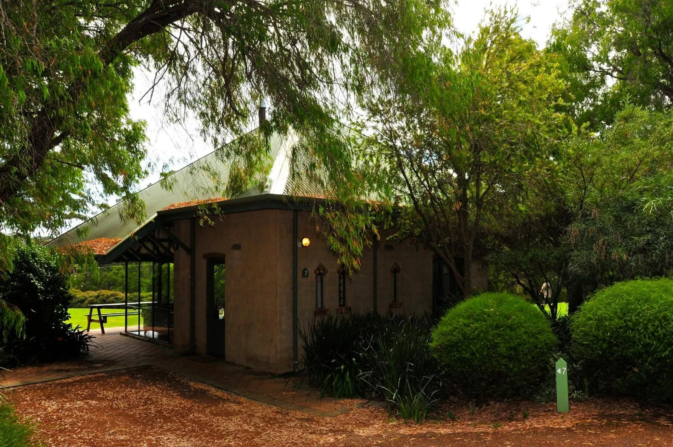 Facade/entrance in Waterfall Cottages