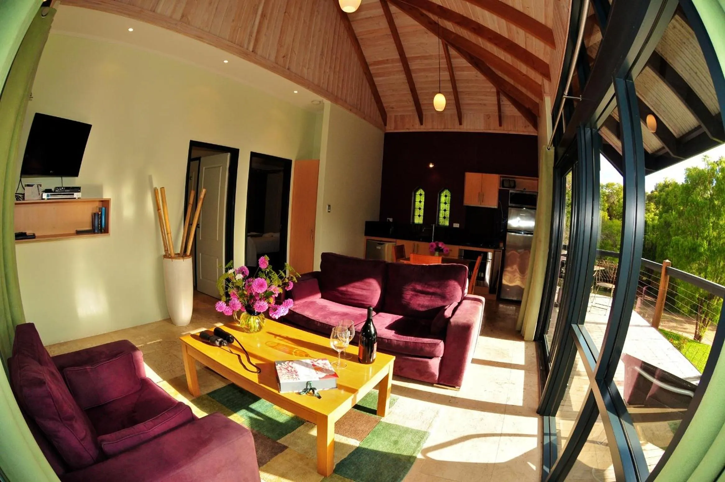 Kitchen or kitchenette in Waterfall Cottages