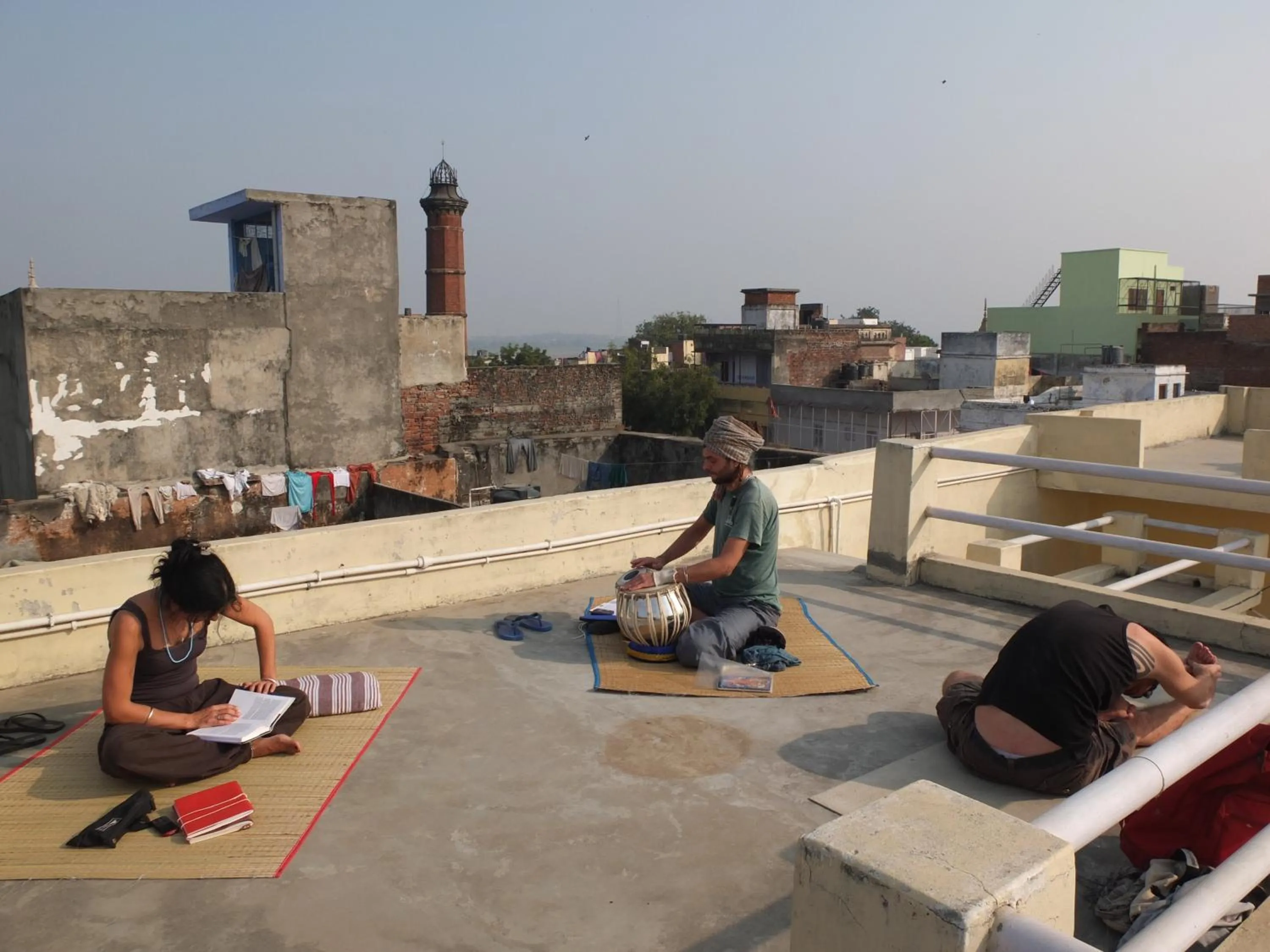 Entertainment in Khushi Paying Guest House
