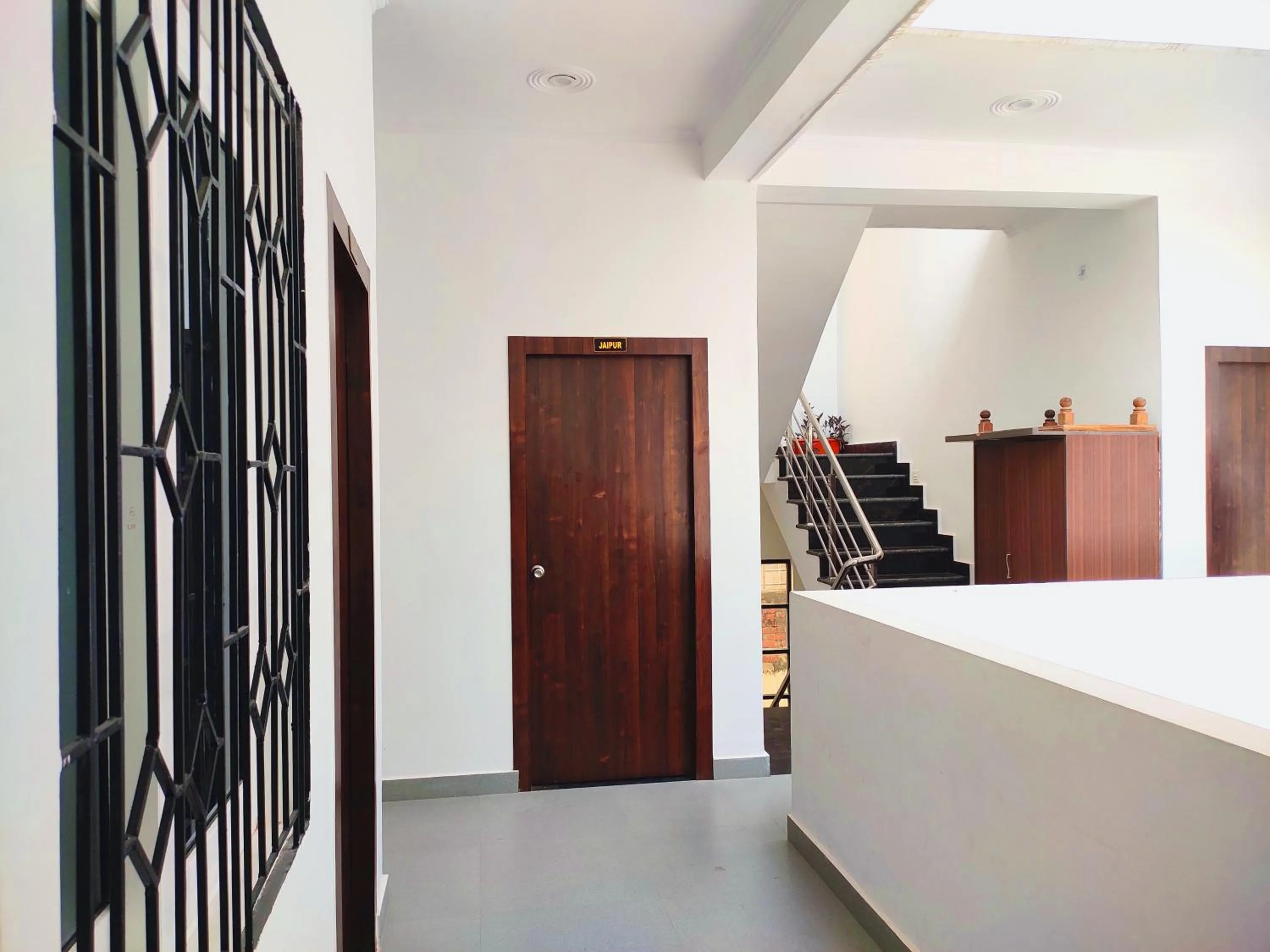 Lobby or reception in Khushi Paying Guest House