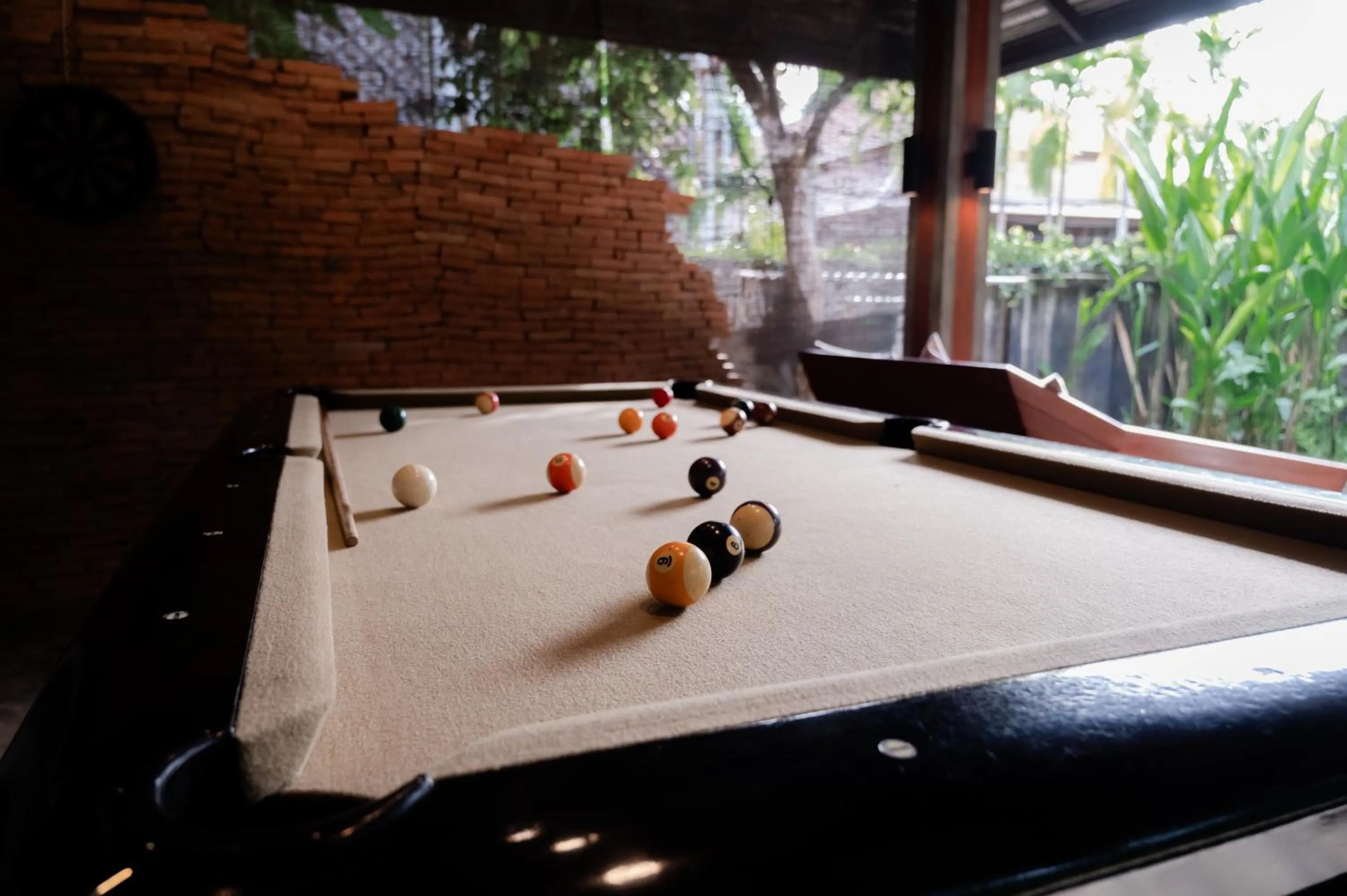 Restaurant/places to eat in Tolani Southgate Villa Chiang Mai