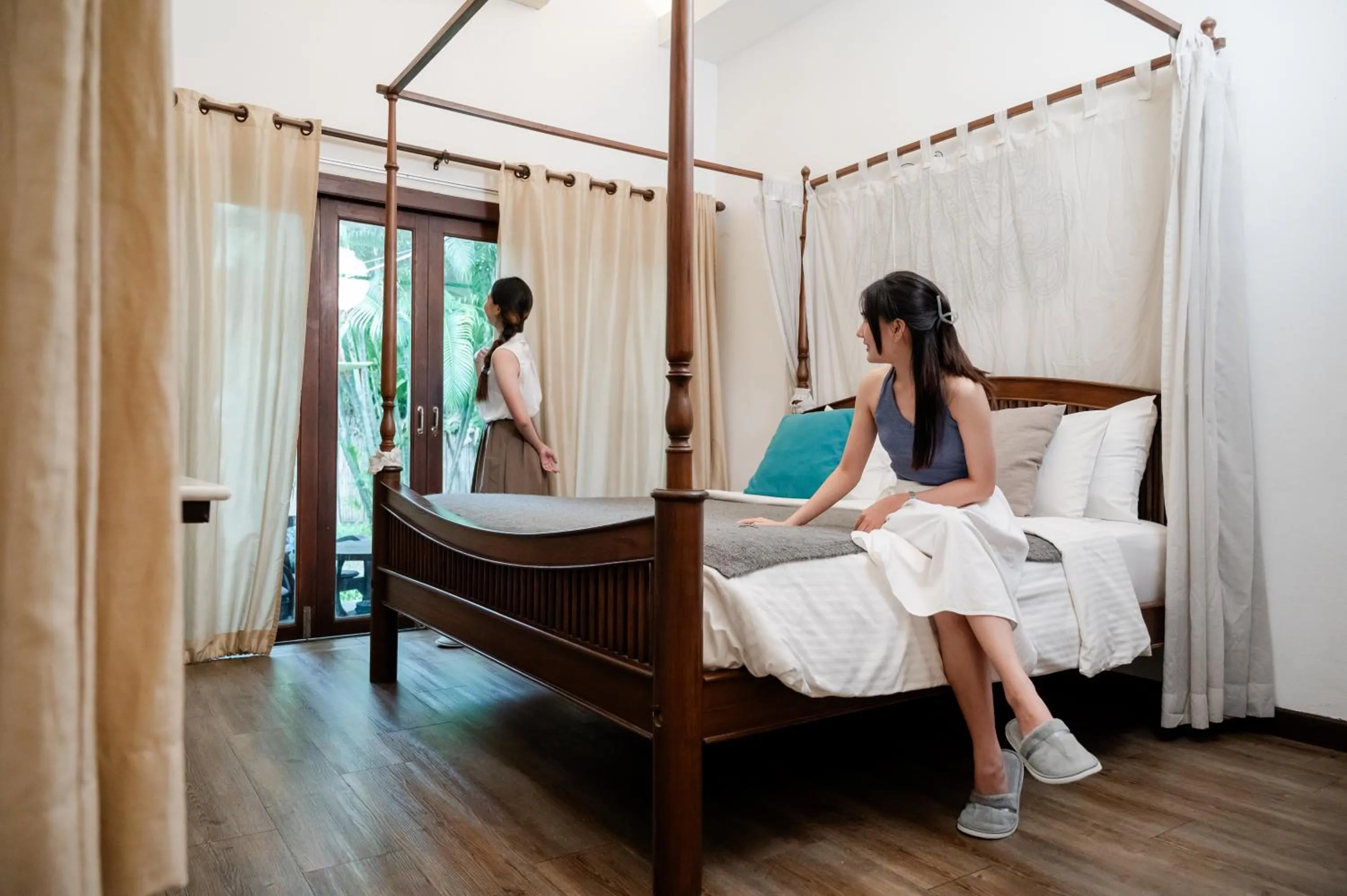 Photo of the whole room, Bed in Tolani Southgate Villa Chiang Mai