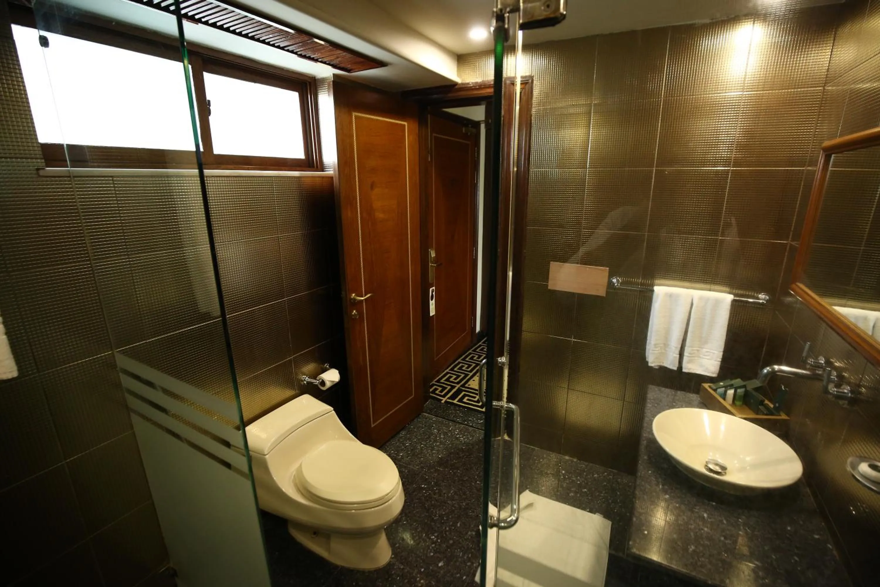 Grand Deluxe Double Room - single occupancy in Bahria Grand Hotel & Resort