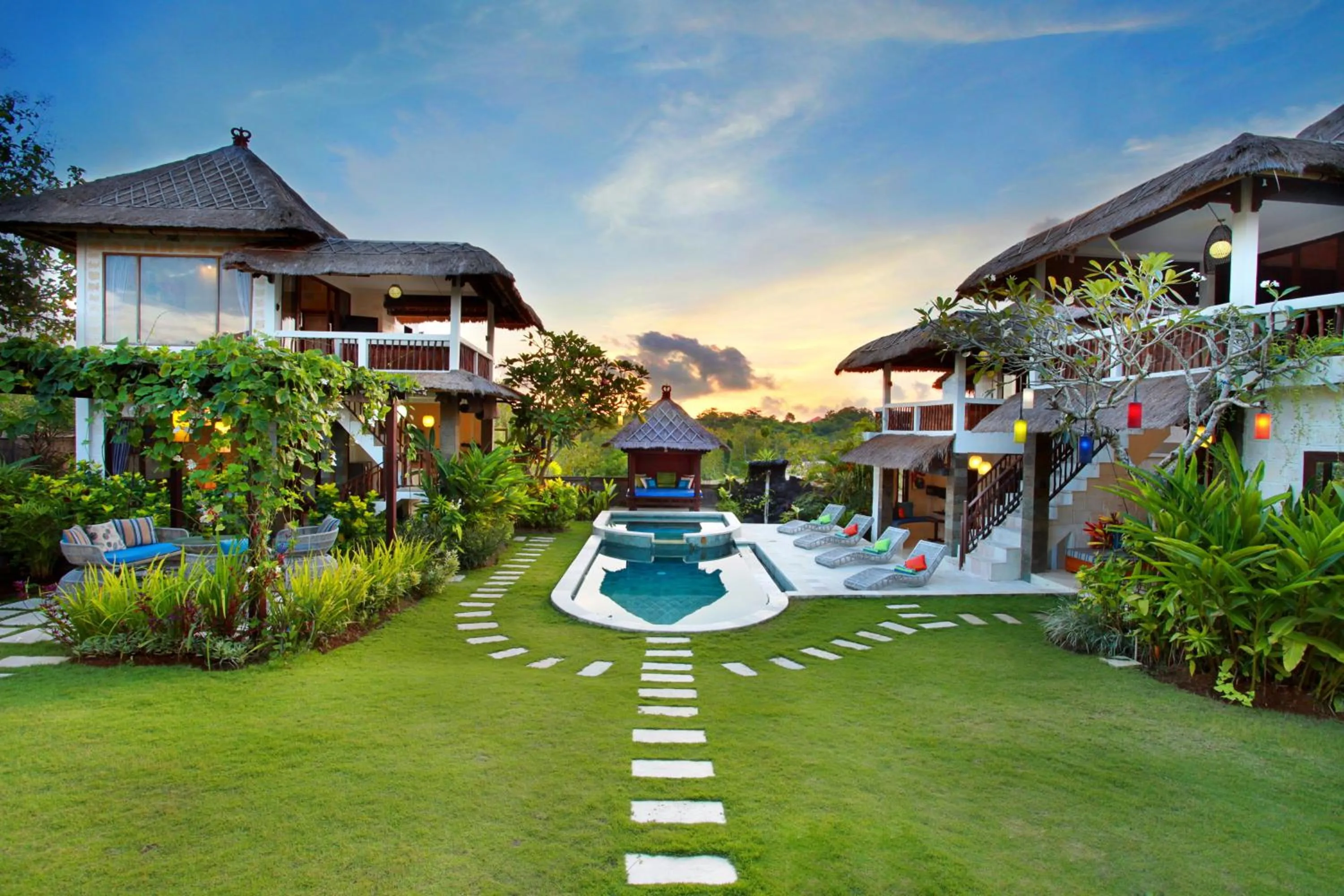 Garden in Hill Dance Bali American Hotel