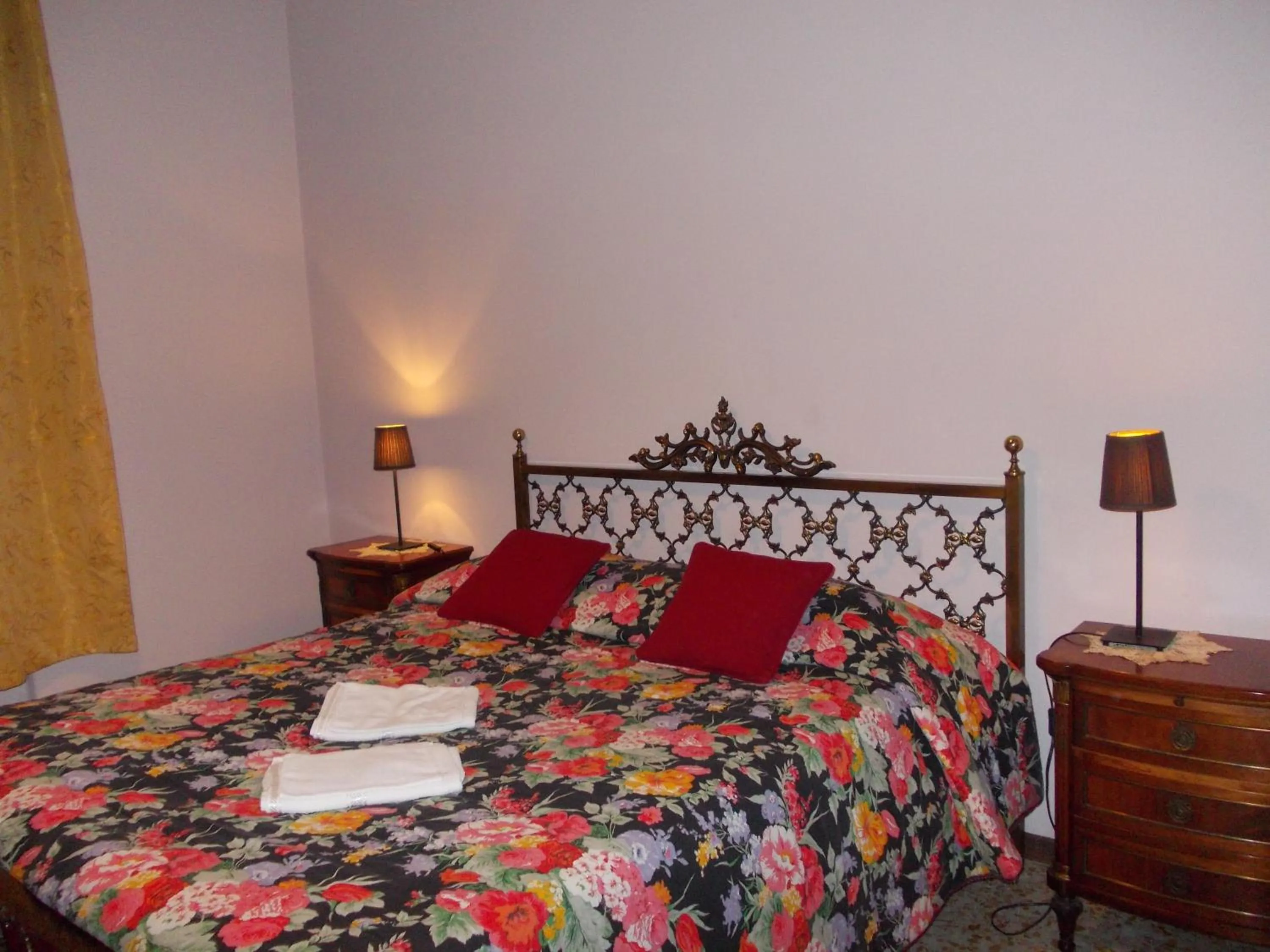 Bedroom, Bed in Big Brother Bed & Rooms