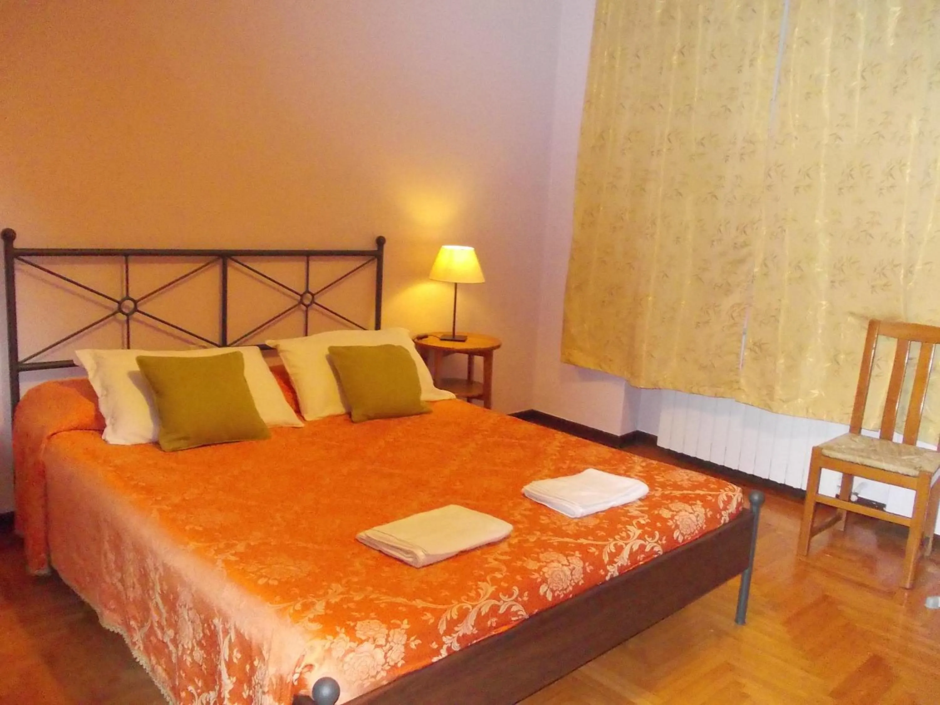 Bedroom, Bed in Big Brother Bed & Rooms