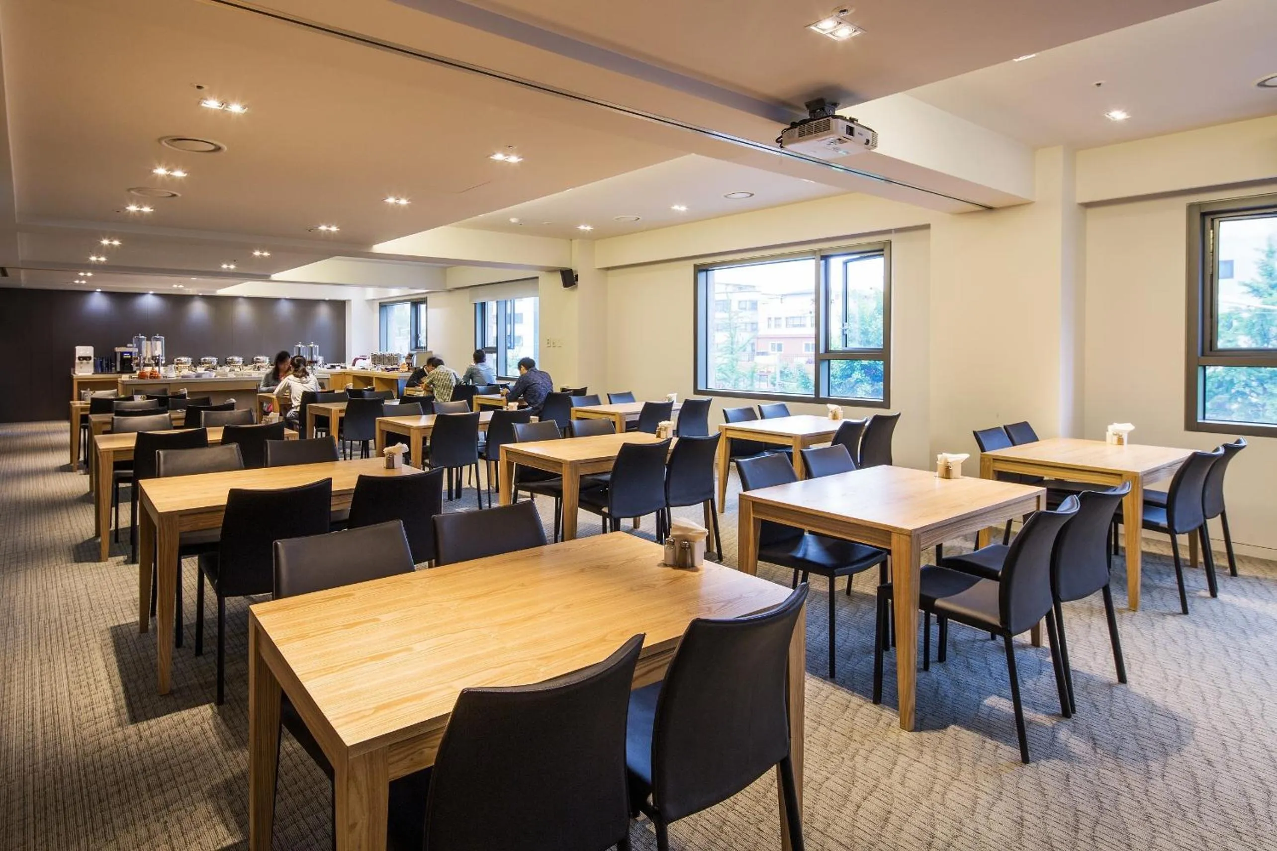 Restaurant/places to eat in Hotel Denim Seoul