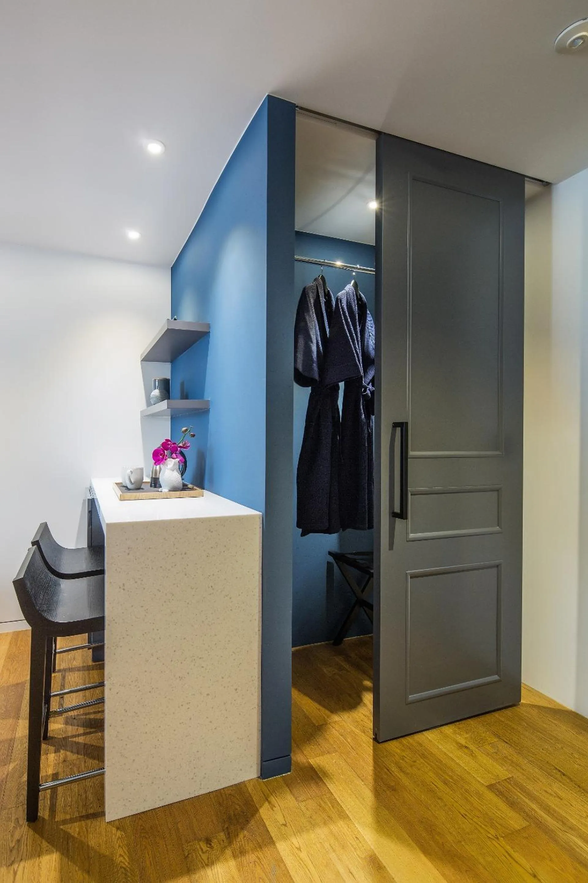 Area and facilities in Hotel Denim Seoul